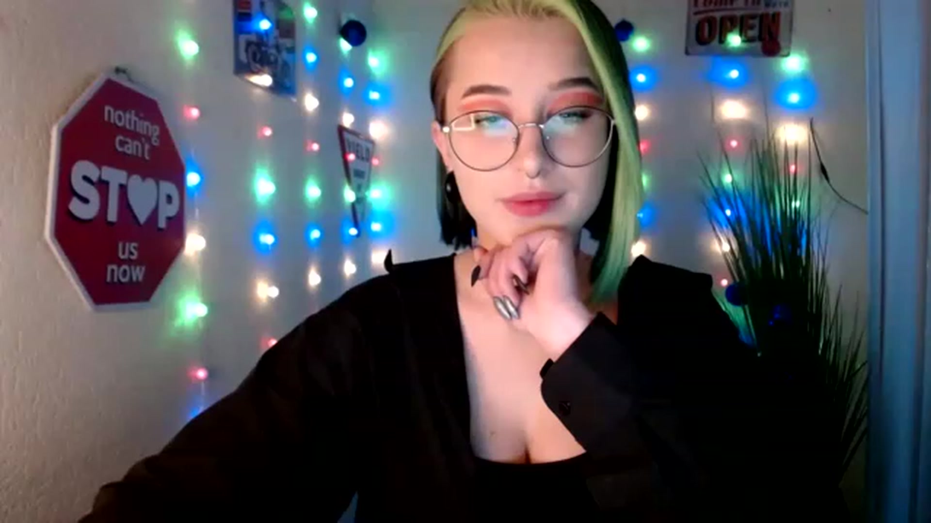 Gallery image thumbnail from Unholy_X's myfreecams stream on, 01/13/2023, 18:12 image 15 of 20