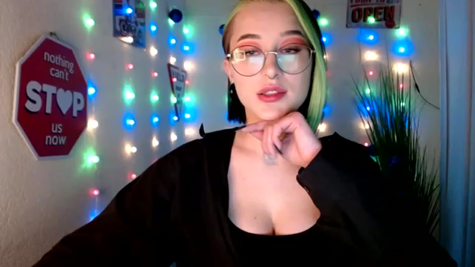 Gallery image thumbnail from Unholy_X's myfreecams stream on, 01/13/2023, 18:12 image 6 of 20