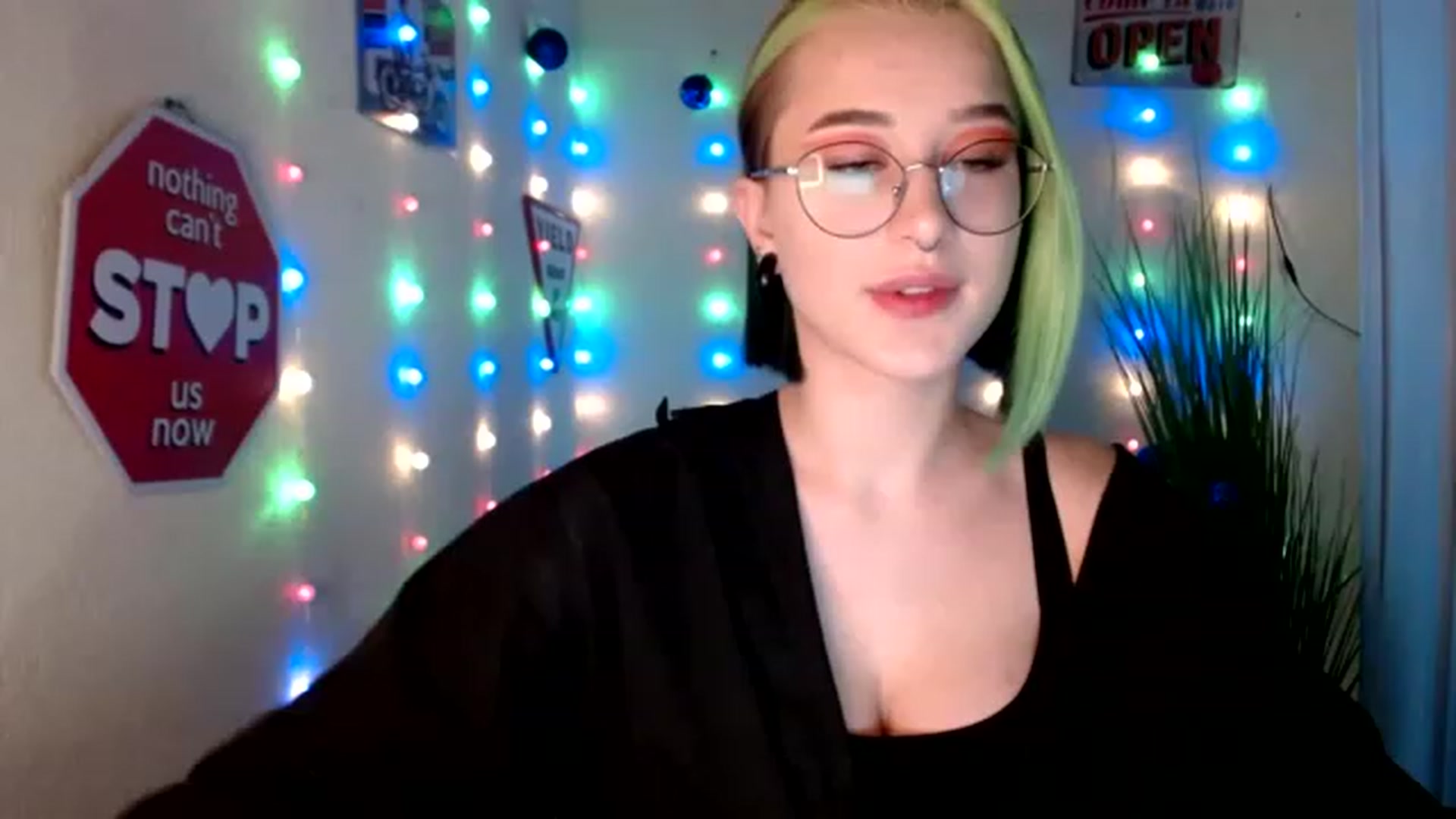 Gallery image thumbnail from Unholy_X's myfreecams stream on, 01/13/2023, 18:12 image 3 of 20