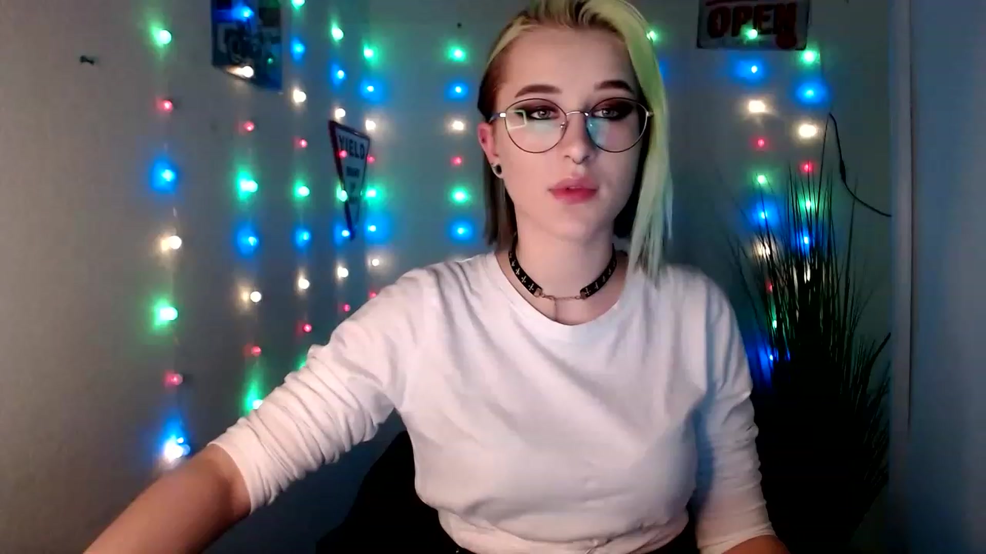 Gallery image thumbnail from Unholy_X's myfreecams stream on, 01/25/2023, 17:04 image 4 of 20
