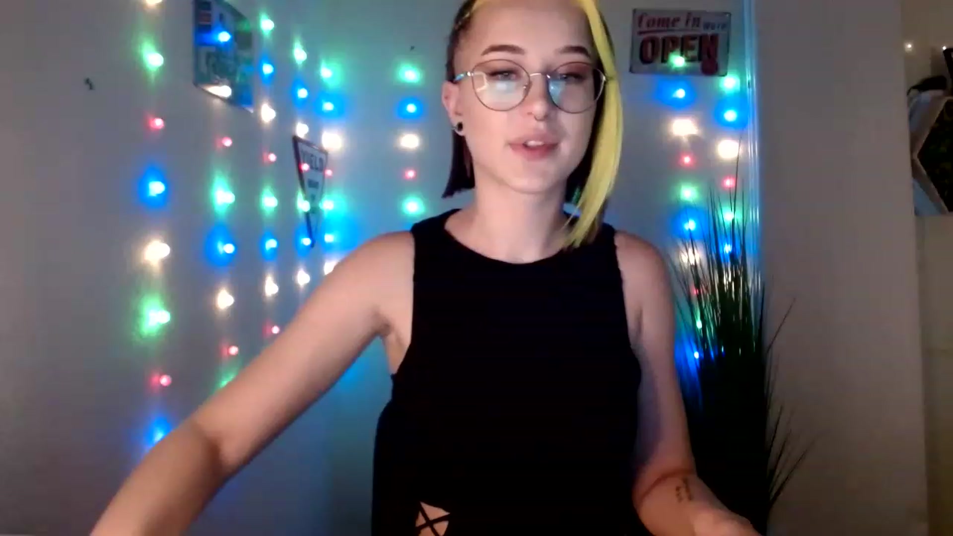 Gallery image thumbnail from Unholy_X's myfreecams stream on, 01/30/2023, 11:46 image 17 of 20