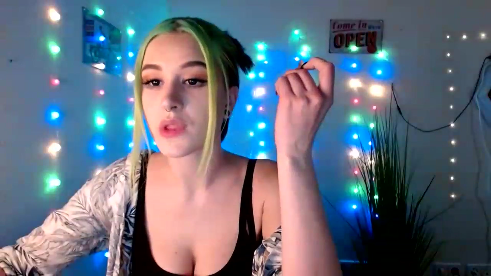 Gallery image thumbnail from Unholy_X's myfreecams stream on, 02/17/2023, 16:41 image 2 of 20