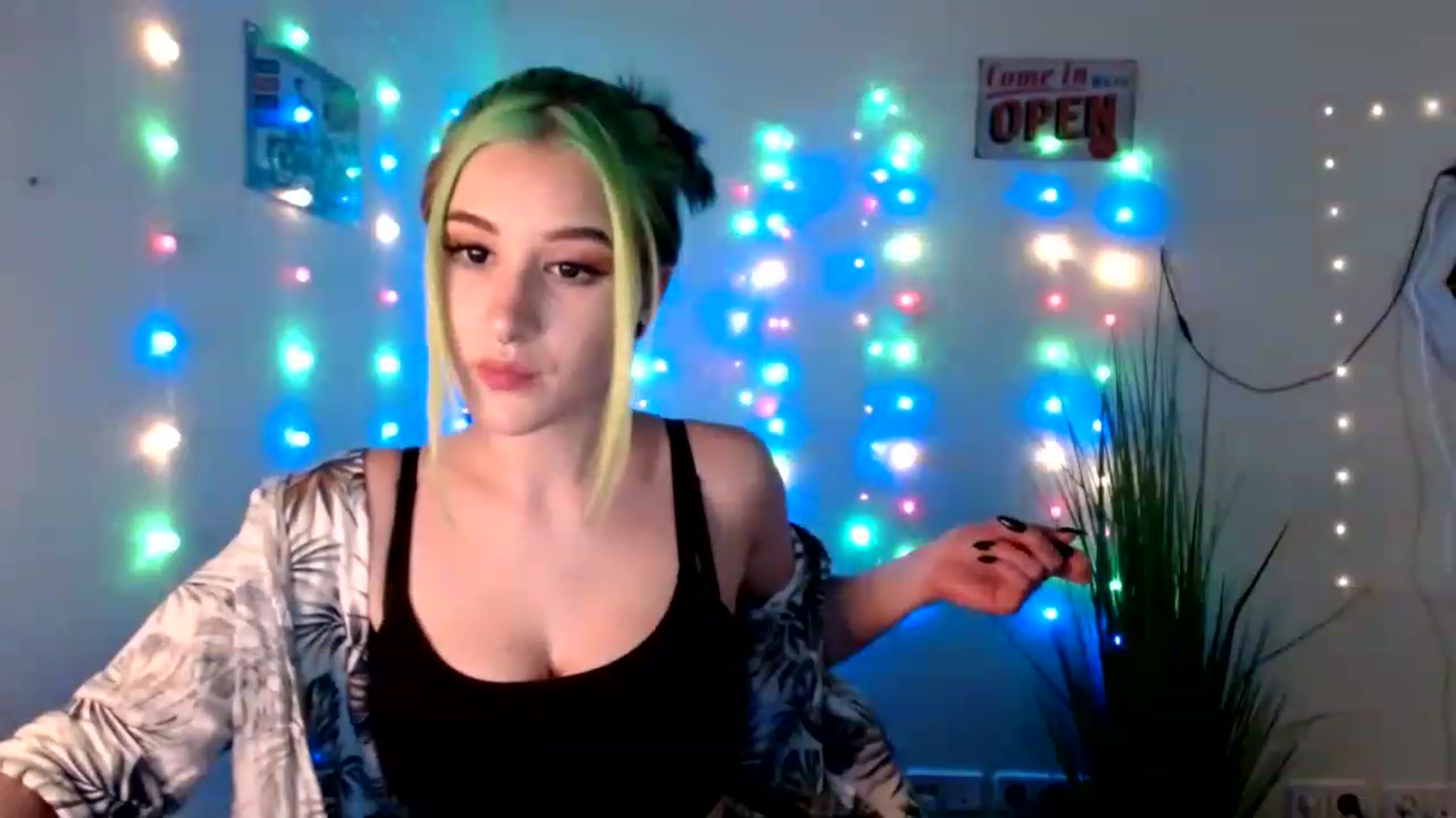 Gallery image thumbnail from Unholy_X's myfreecams stream on, 02/17/2023, 16:41 image 15 of 20
