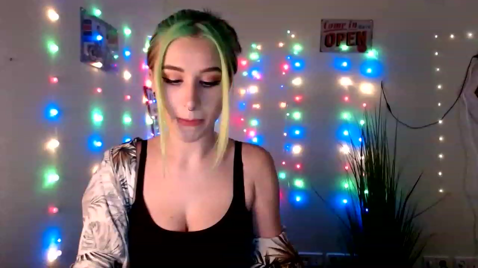 Gallery image thumbnail from Unholy_X's myfreecams stream on, 02/17/2023, 16:41 image 13 of 20
