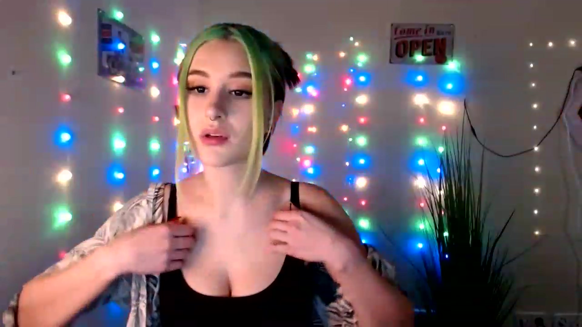Gallery image thumbnail from Unholy_X's myfreecams stream on, 02/17/2023, 16:41 image 8 of 20