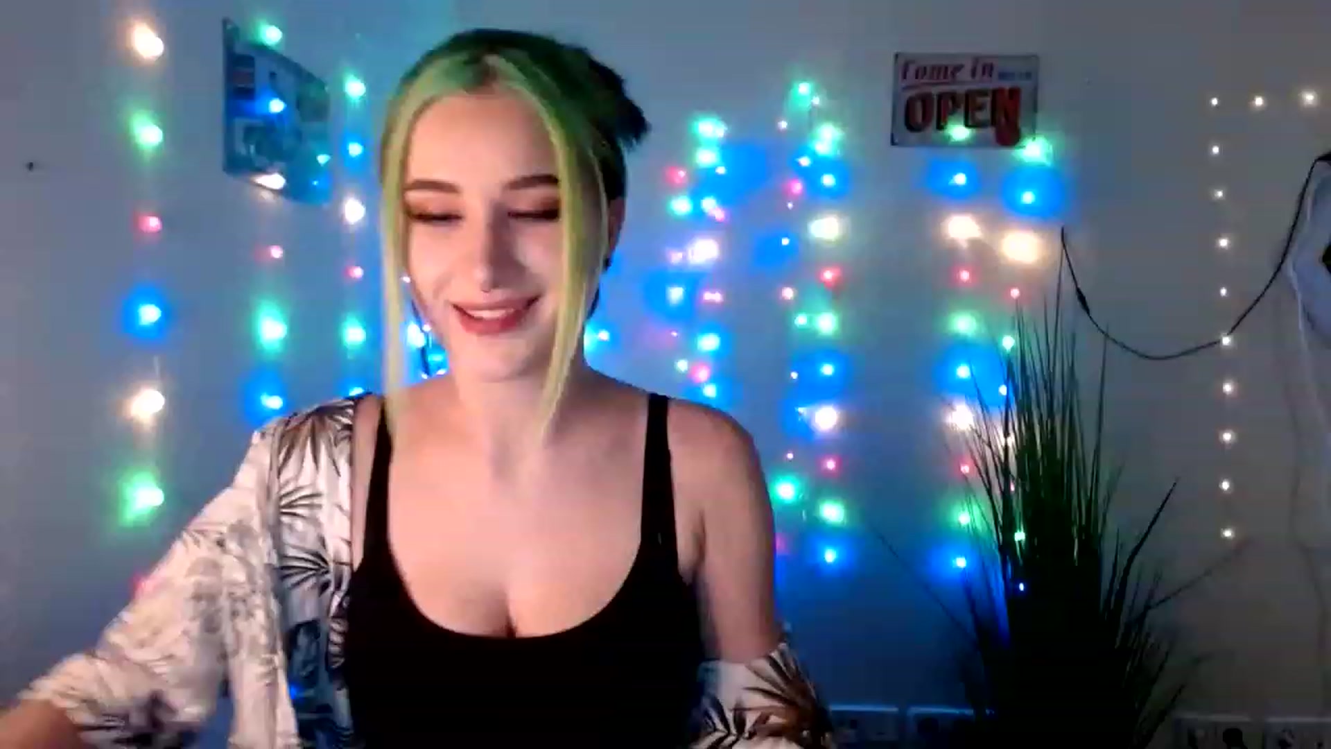 Gallery image thumbnail from Unholy_X's myfreecams stream on, 02/17/2023, 16:41 image 14 of 20