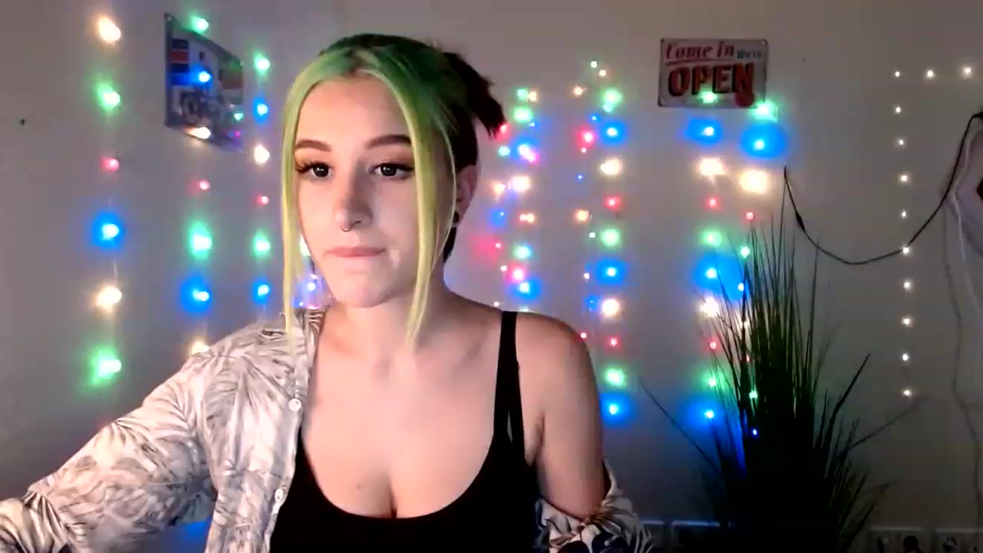 Gallery image thumbnail from Unholy_X's myfreecams stream on, 02/17/2023, 17:18 image 18 of 20
