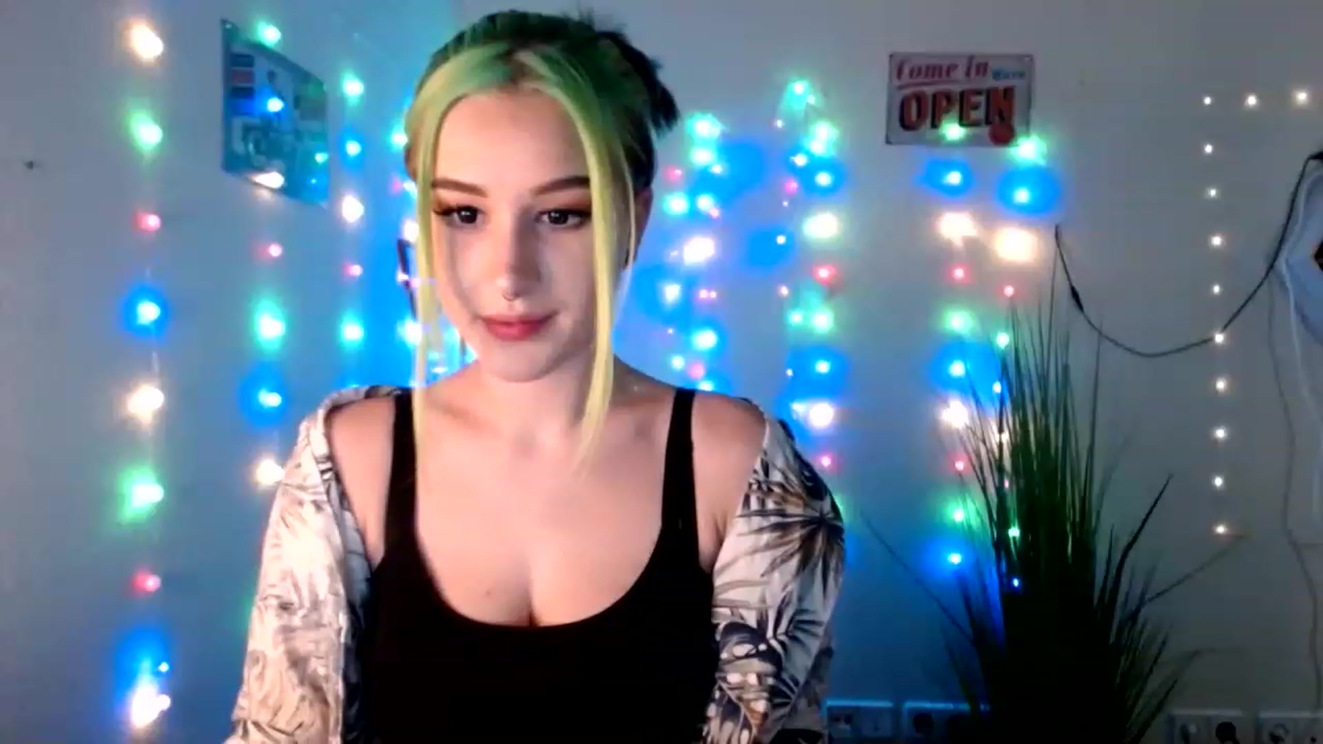 Gallery image thumbnail from Unholy_X's myfreecams stream on, 02/17/2023, 17:18 image 14 of 20