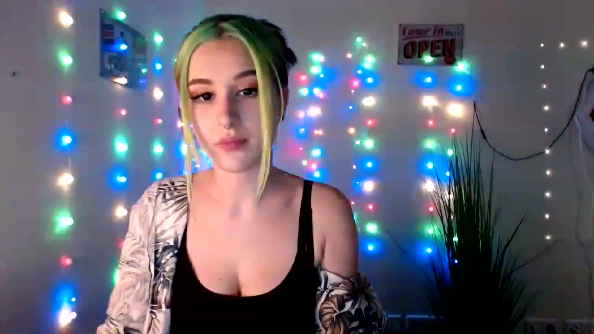 Gallery image thumbnail from Unholy_X's myfreecams stream on, 02/17/2023, 17:18 image 3 of 20