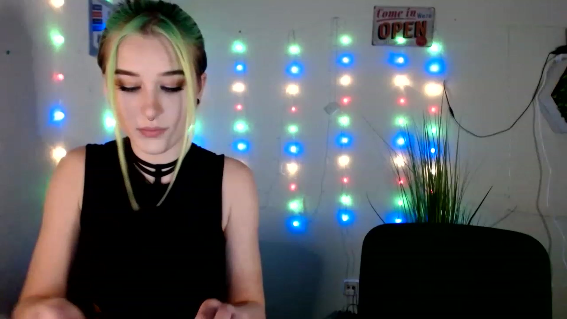 Gallery image thumbnail from Unholy_X's myfreecams stream on, 02/23/2023, 14:12 image 9 of 20