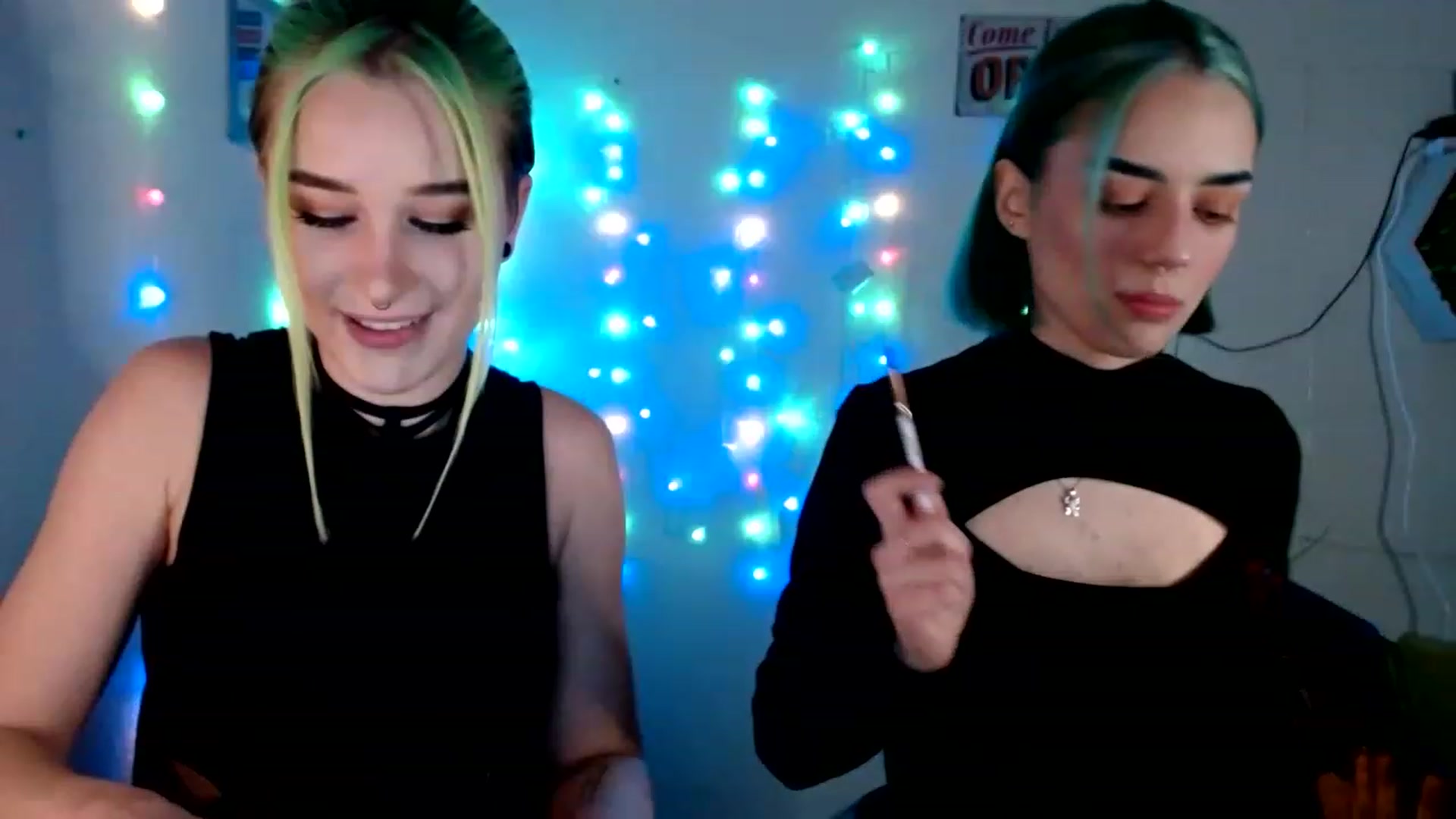 Gallery image thumbnail from Unholy_X's myfreecams stream on, 02/23/2023, 14:12 image 17 of 20