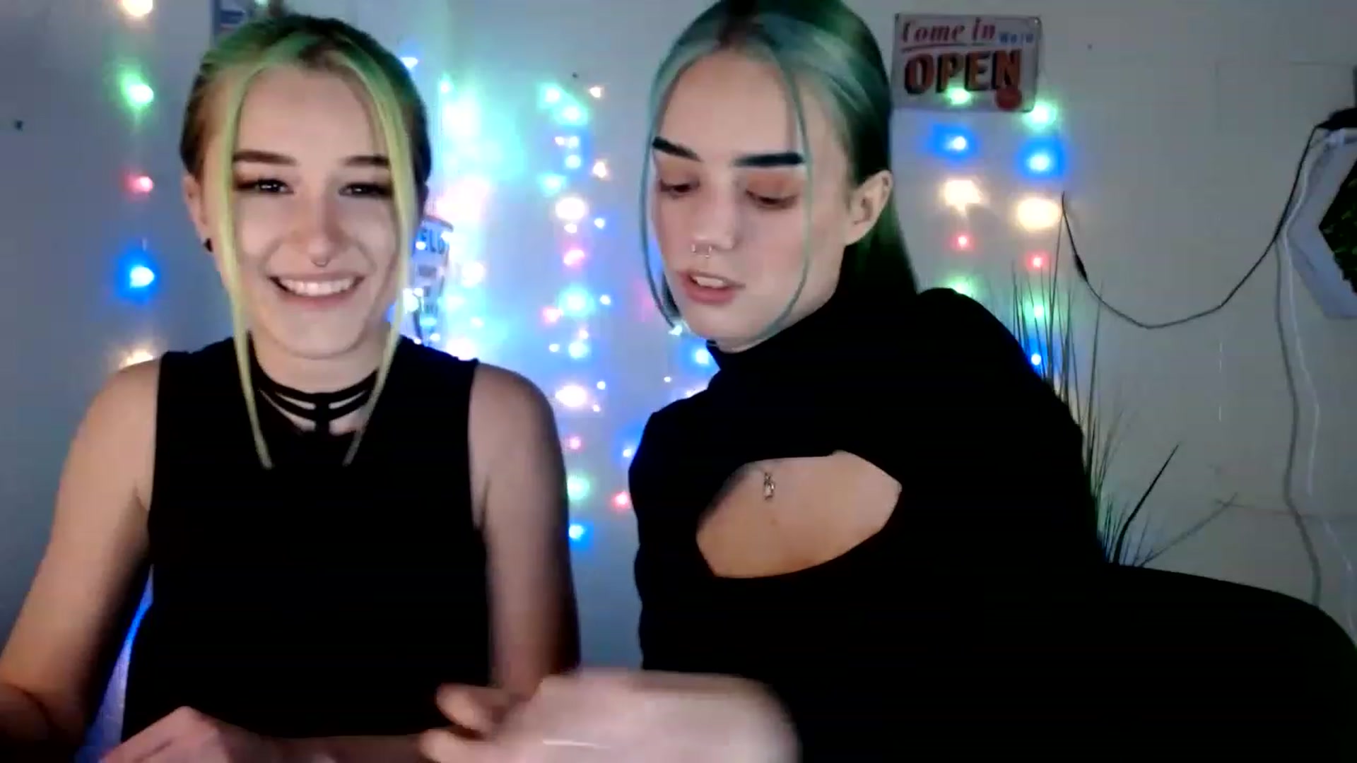 Gallery image thumbnail from Unholy_X's myfreecams stream on, 02/23/2023, 14:12 image 14 of 20