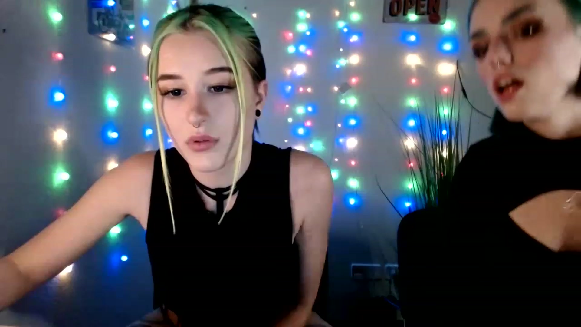 Gallery image thumbnail from Unholy_X's myfreecams stream on, 02/23/2023, 16:17 image 6 of 20