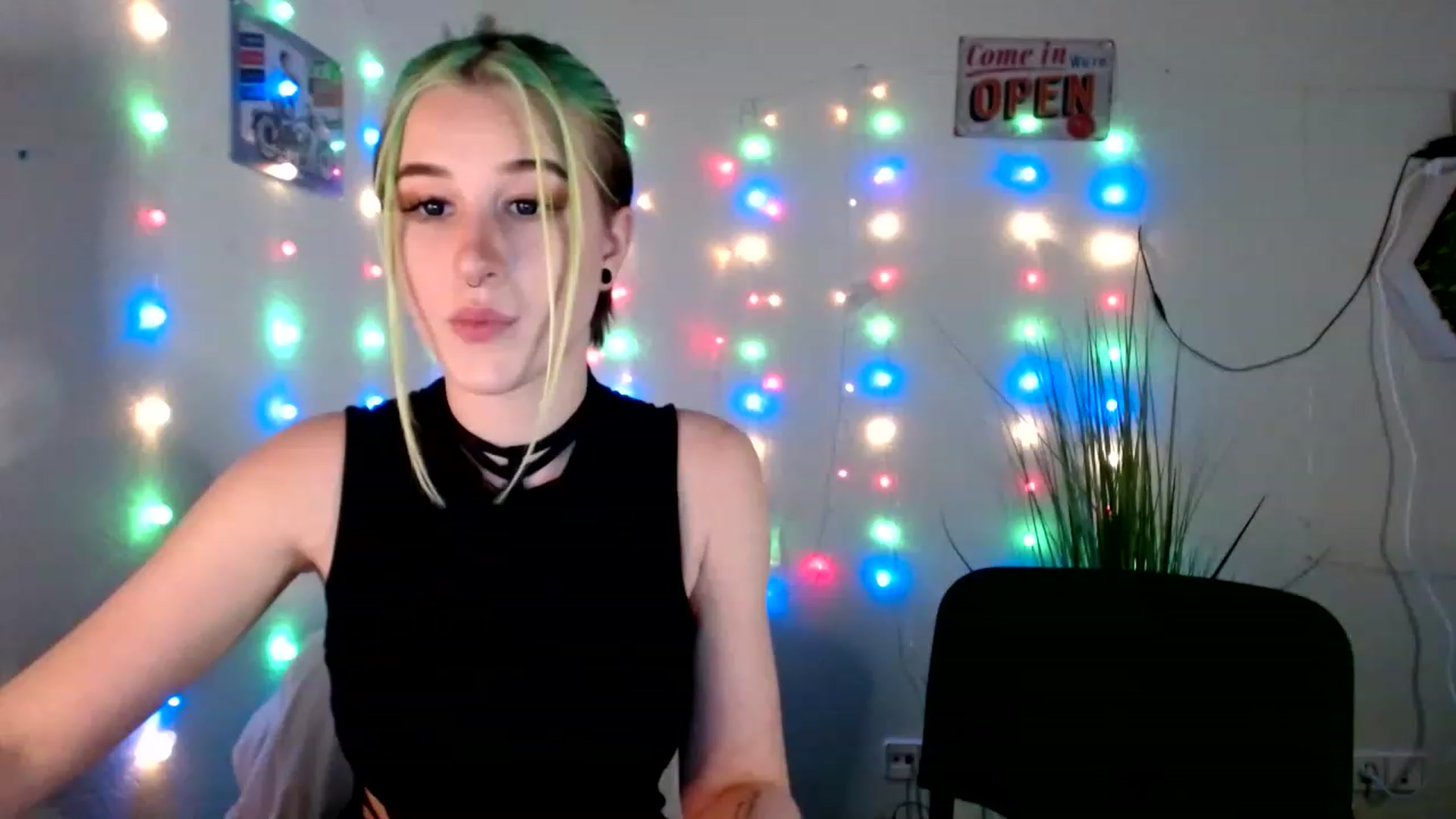 Gallery image thumbnail from Unholy_X's myfreecams stream on, 02/23/2023, 16:48 image 9 of 20