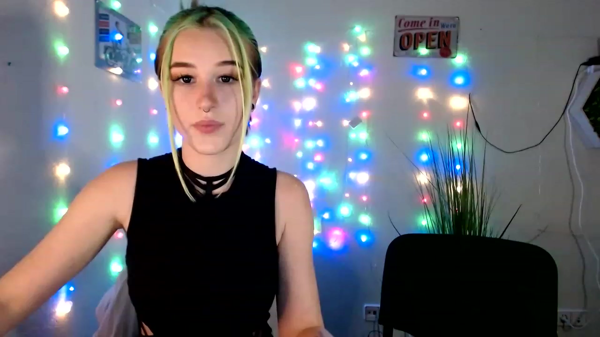 Gallery image thumbnail from Unholy_X's myfreecams stream on, 02/23/2023, 16:48 image 5 of 20