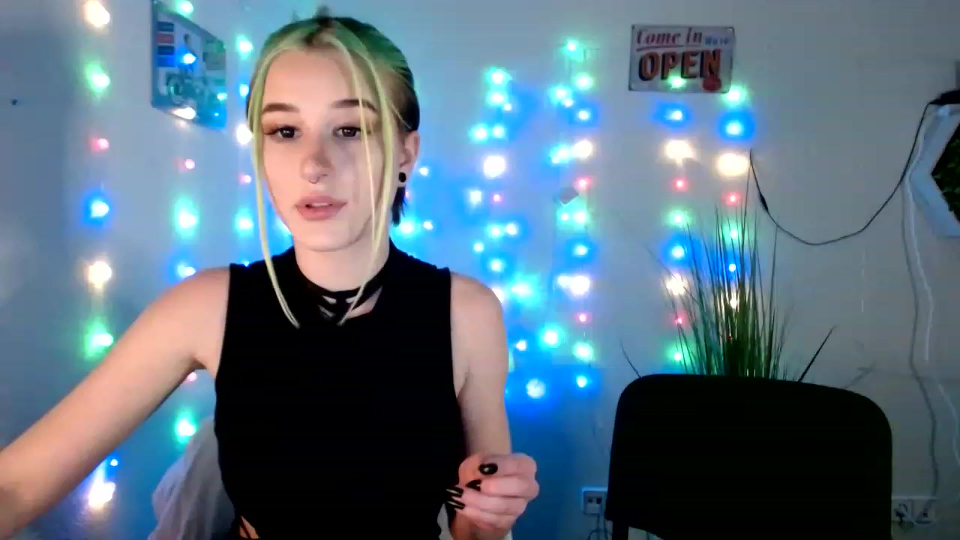 Gallery image thumbnail from Unholy_X's myfreecams stream on, 02/23/2023, 16:48 image 1 of 20