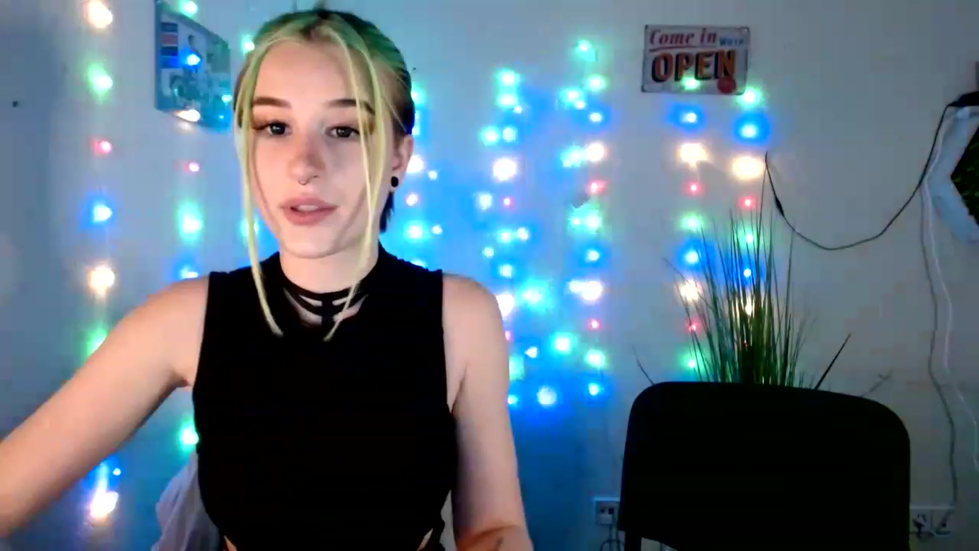 Gallery image thumbnail from Unholy_X's myfreecams stream on, 02/23/2023, 16:48 image 14 of 20