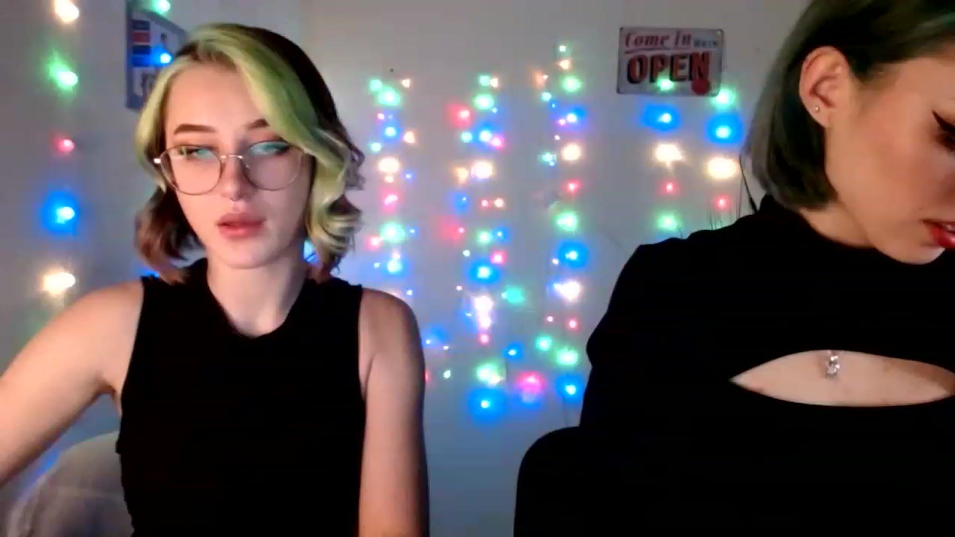 Gallery image thumbnail from Unholy_X's myfreecams stream on, 02/26/2023, 15:15 image 6 of 20