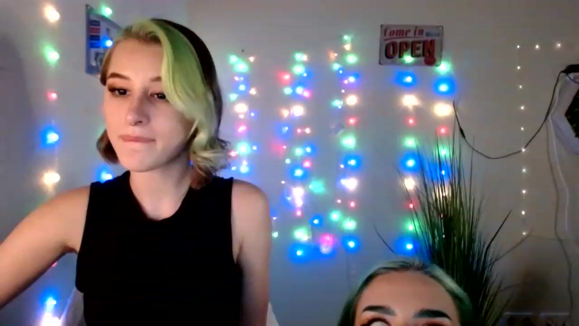 Gallery image thumbnail from Unholy_X's myfreecams stream on, 02/26/2023, 17:48 image 16 of 20