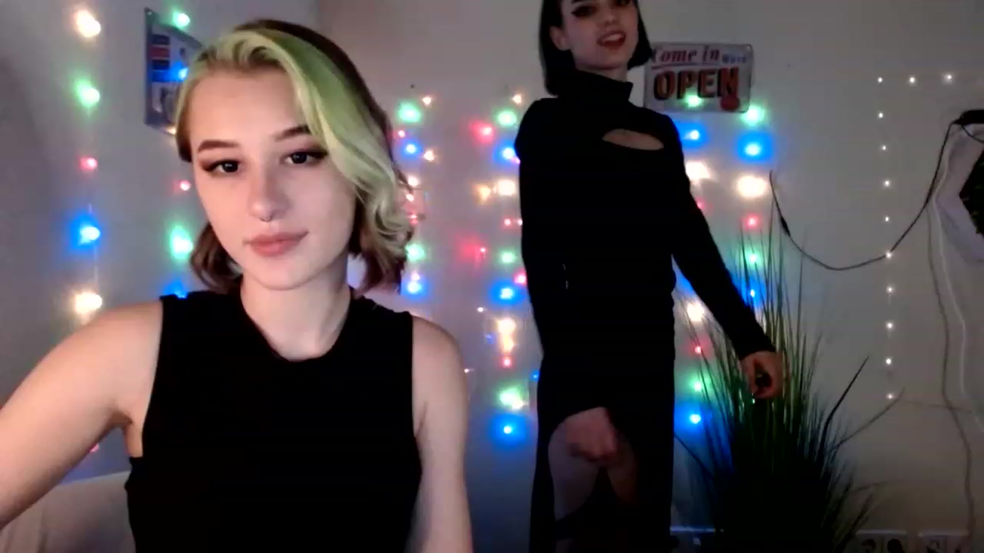 Gallery image thumbnail from Unholy_X's myfreecams stream on, 02/26/2023, 17:48 image 20 of 20