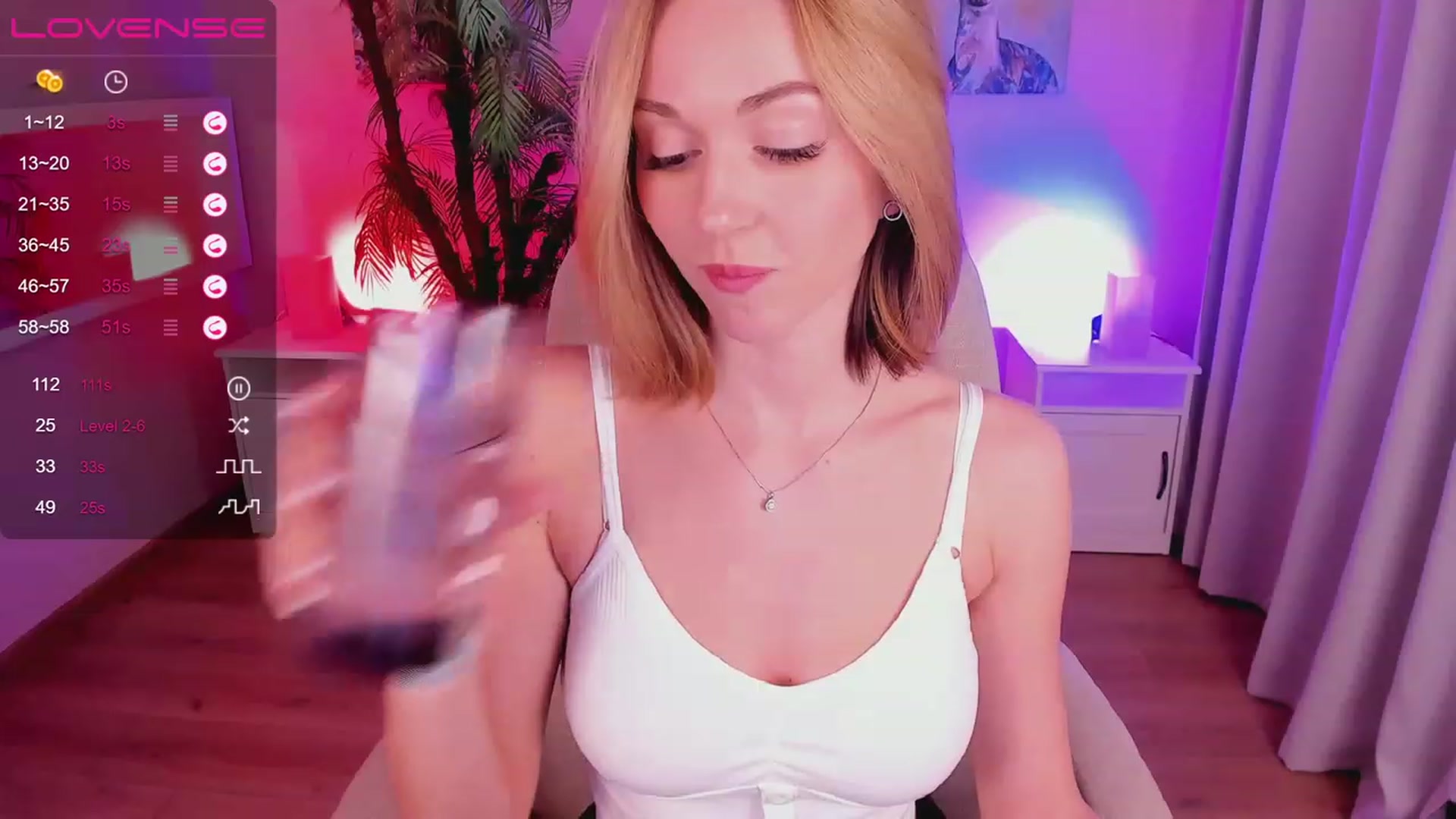 Gallery image thumbnail from UniiqueMilana's myfreecams stream on, 02/27/2023, 15:22 image 5 of 20