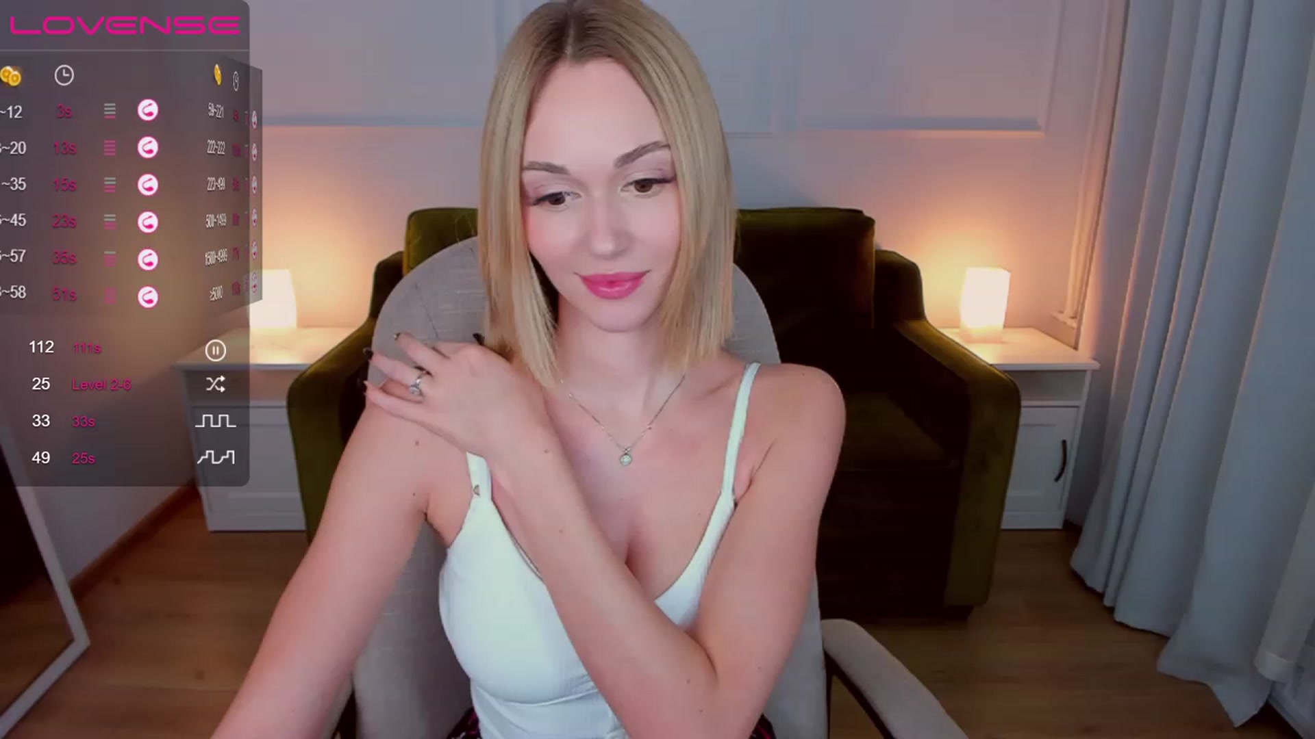 Gallery image thumbnail from UniiqueMilana's myfreecams stream on, 03/27/2023, 14:45 image 1 of 20