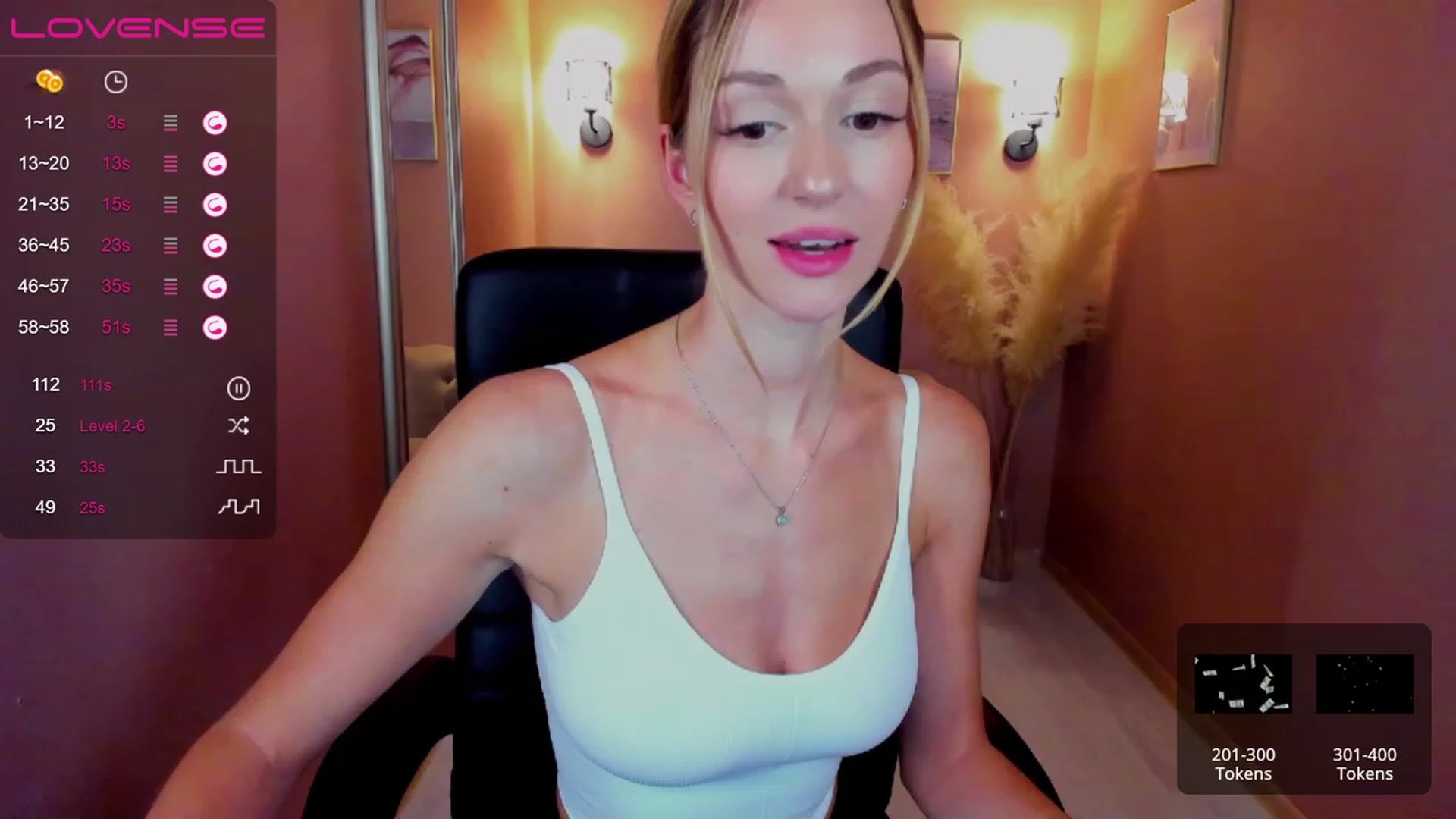 Gallery image thumbnail from UniiqueMilana's myfreecams stream on, 04/20/2023, 14:58 image 7 of 20