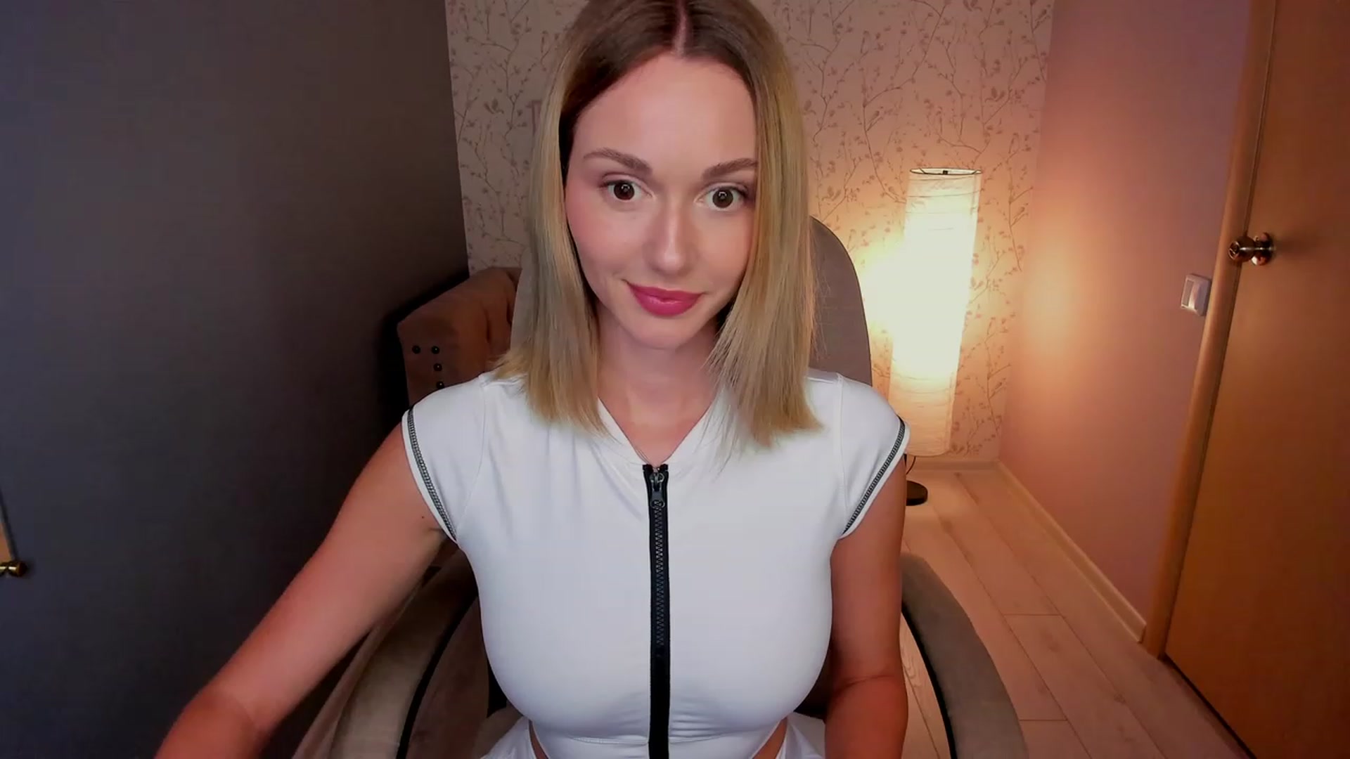 Gallery image thumbnail from UniiqueMilana's myfreecams stream on, 07/28/2023, 12:56 image 7 of 20