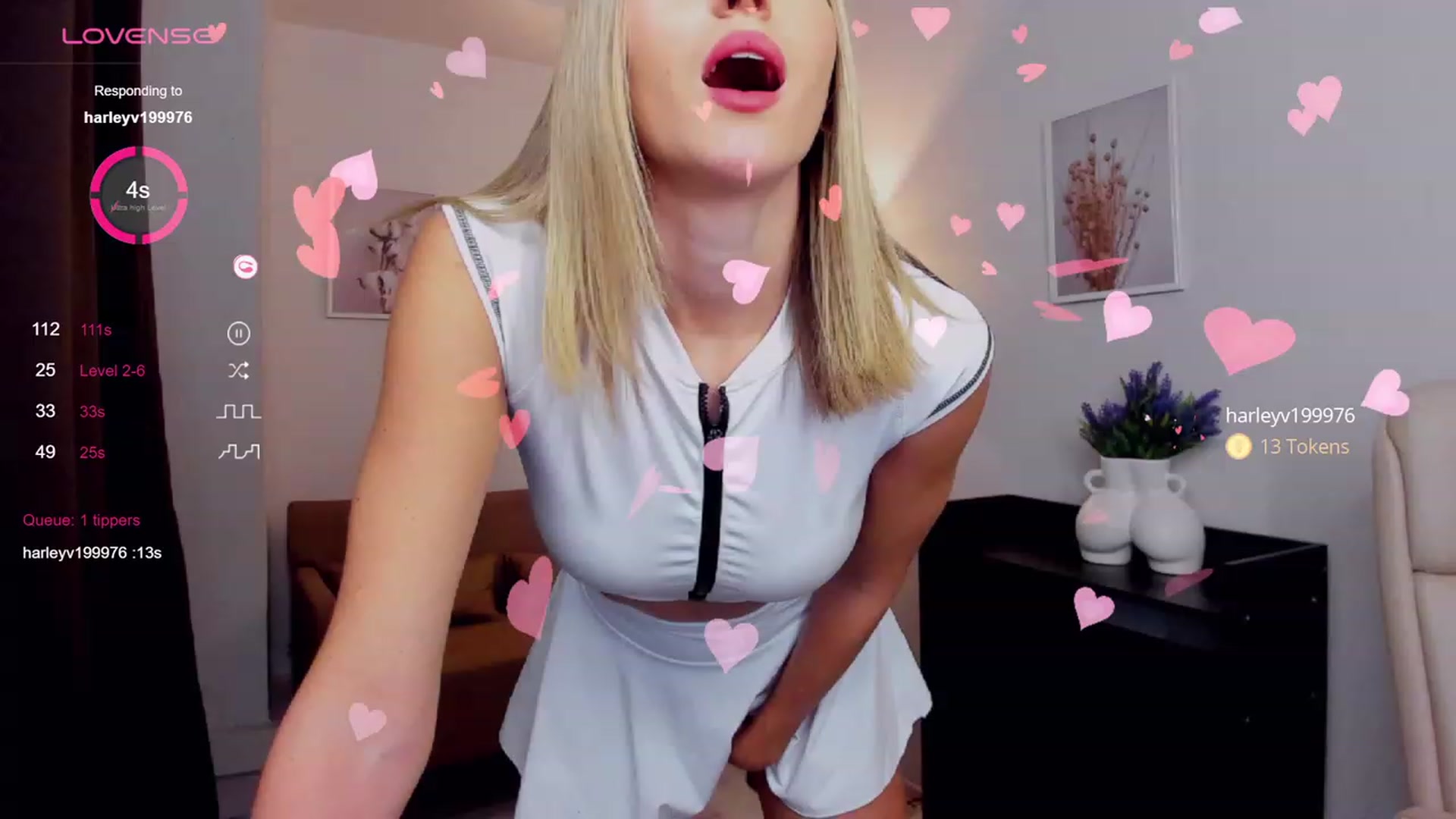 Gallery image thumbnail from UniiqueMilana's myfreecams stream on, 11/01/2023, 14:20 image 12 of 20
