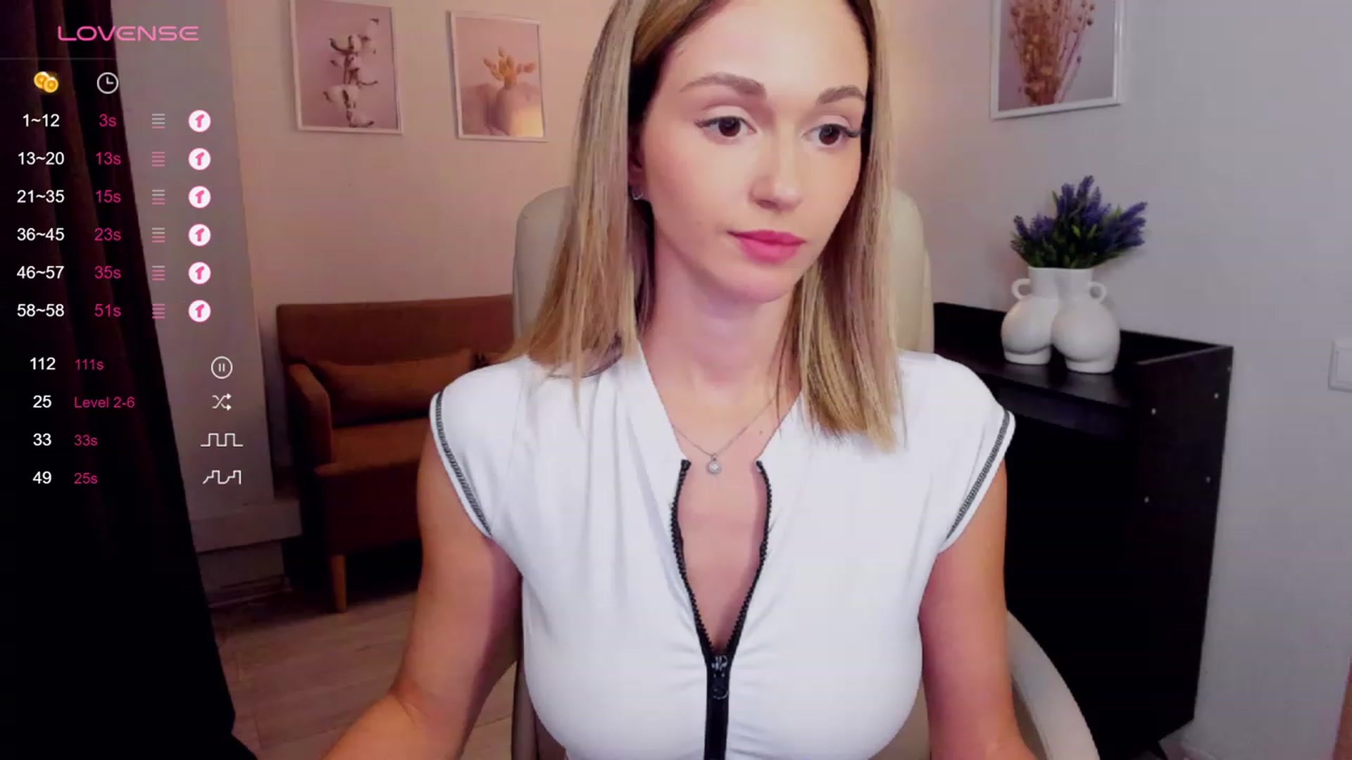 Gallery image thumbnail from UniiqueMilana's myfreecams stream on, 11/01/2023, 15:27 image 14 of 20