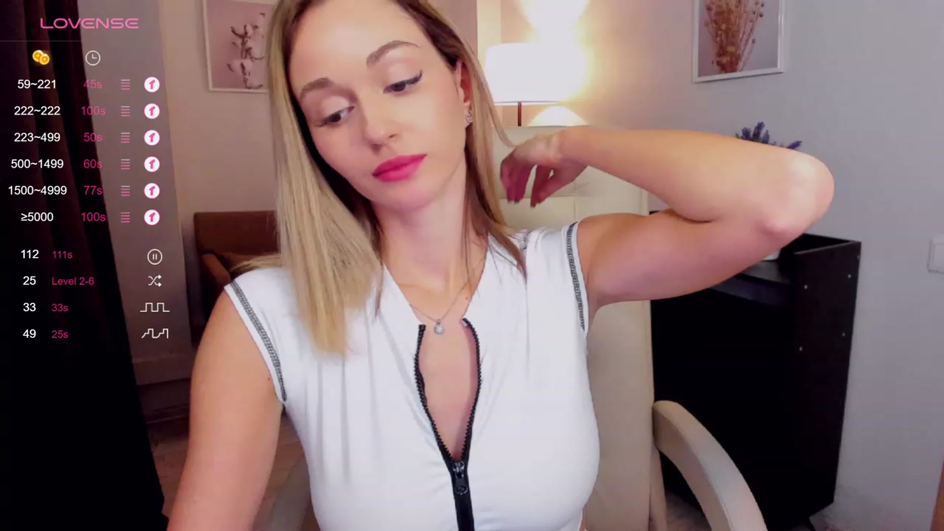 Gallery image thumbnail from UniiqueMilana's myfreecams stream on, 11/01/2023, 15:27 image 15 of 20