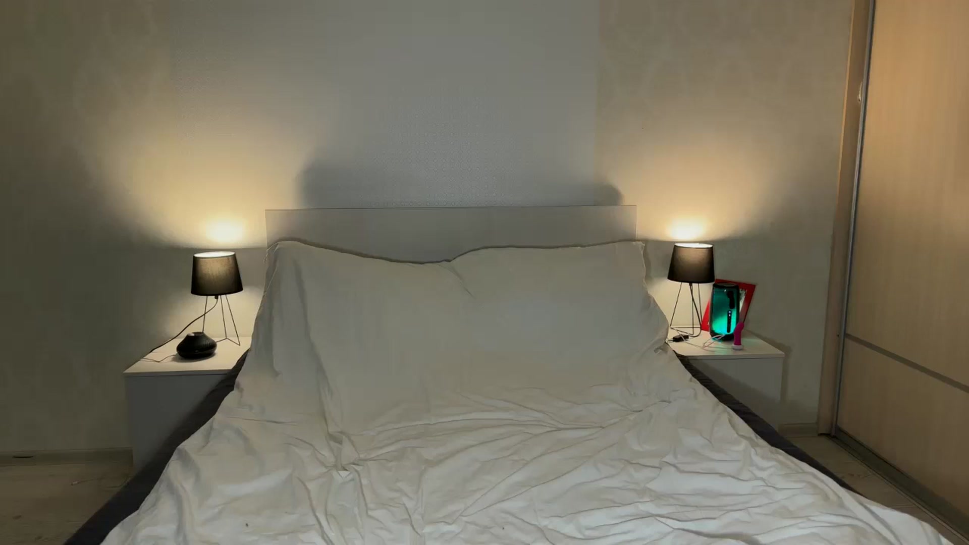 Gallery image thumbnail from UniiqueMilana's myfreecams stream on, 03/18/2024, 15:06 image 15 of 20