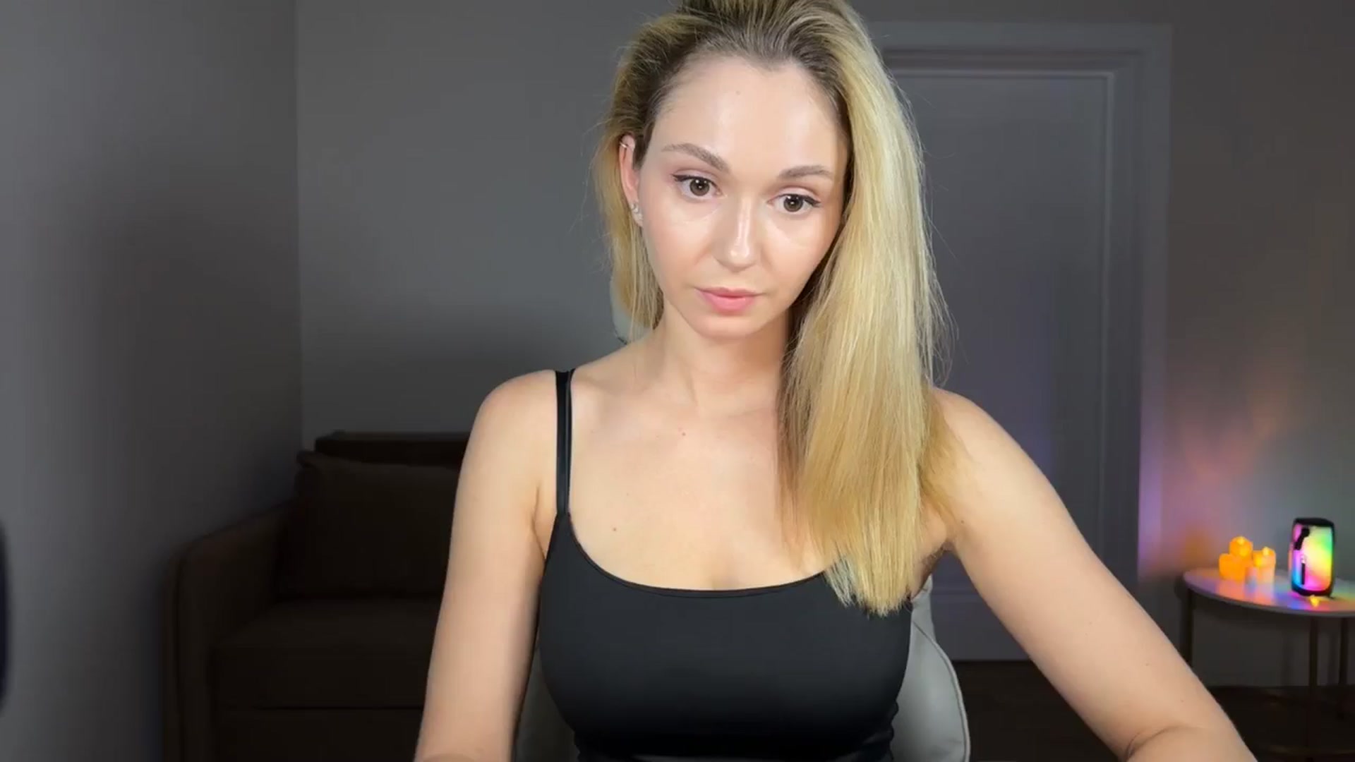 Gallery image thumbnail from UniiqueMilana's myfreecams stream on, 07/26/2024, 14:36 image 5 of 20