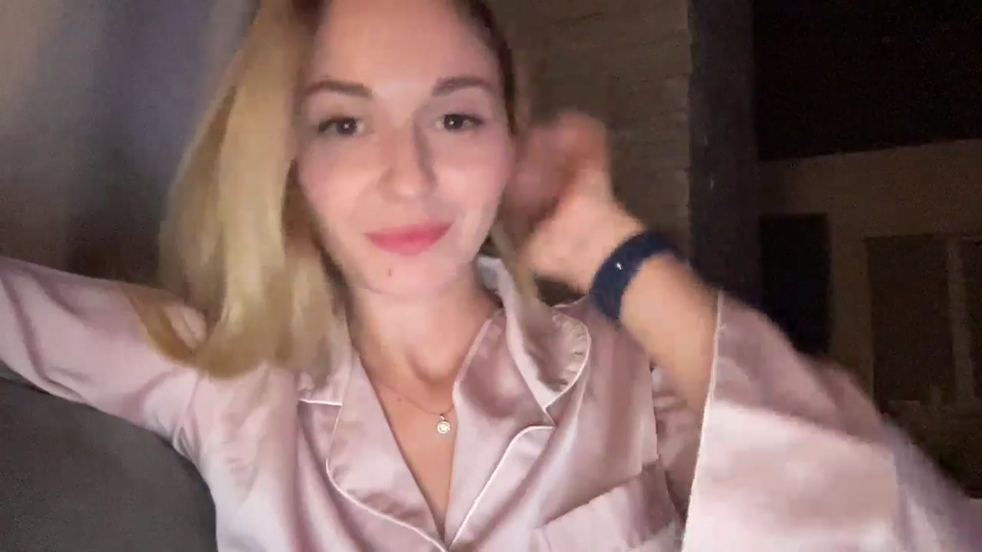 Gallery image thumbnail from UniiqueMilana's myfreecams stream on, 09/14/2024, 22:18 image 3 of 20