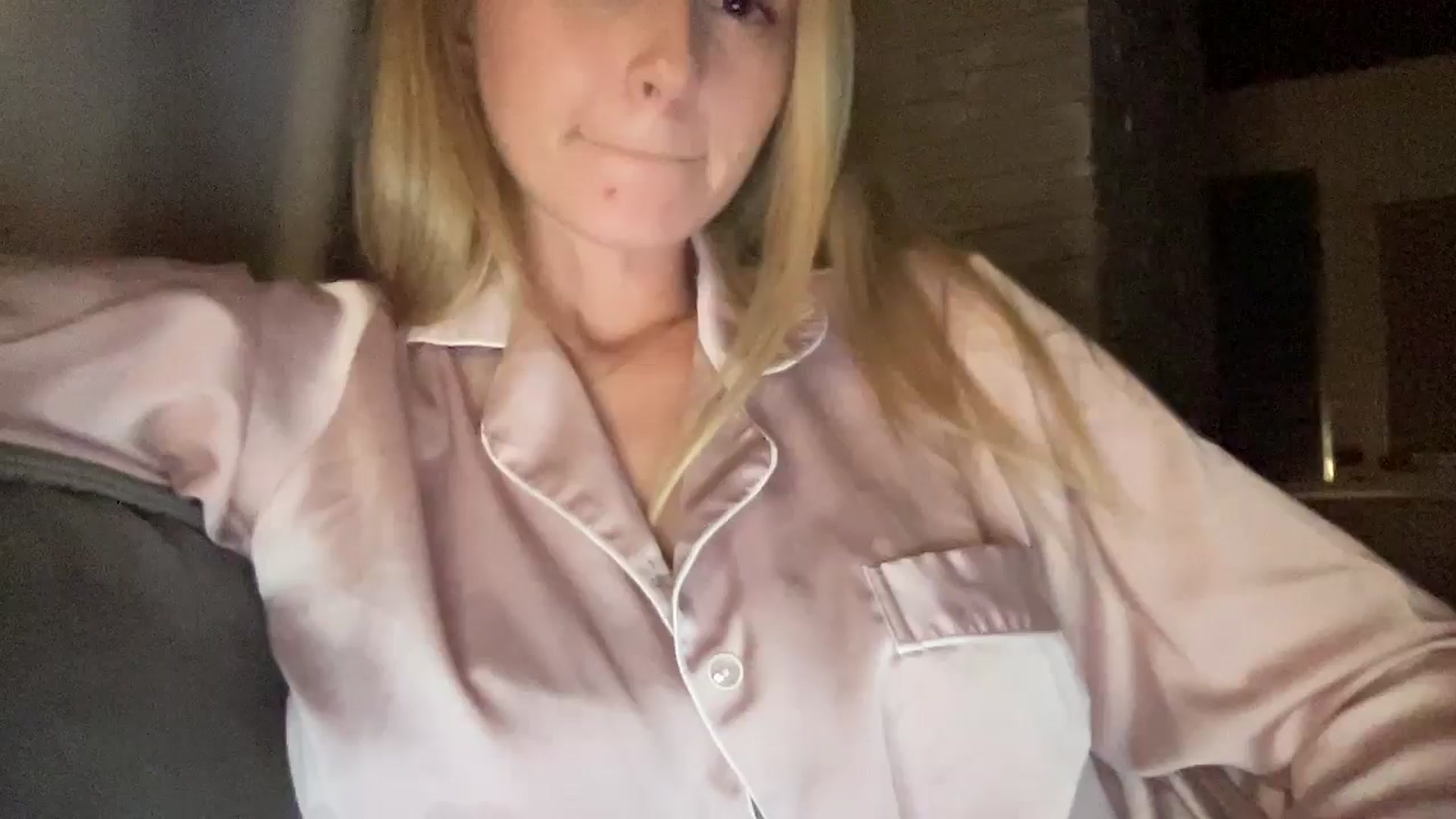 Gallery image thumbnail from UniiqueMilana's myfreecams stream on, 09/14/2024, 22:18 image 9 of 20