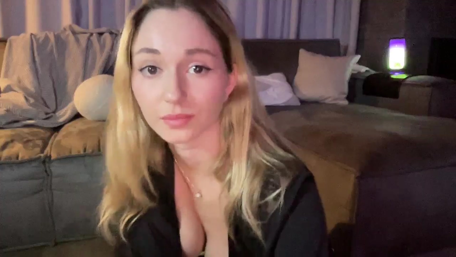 Gallery image thumbnail from UniiqueMilana's myfreecams stream on, 09/29/2024, 16:47 image 7 of 20