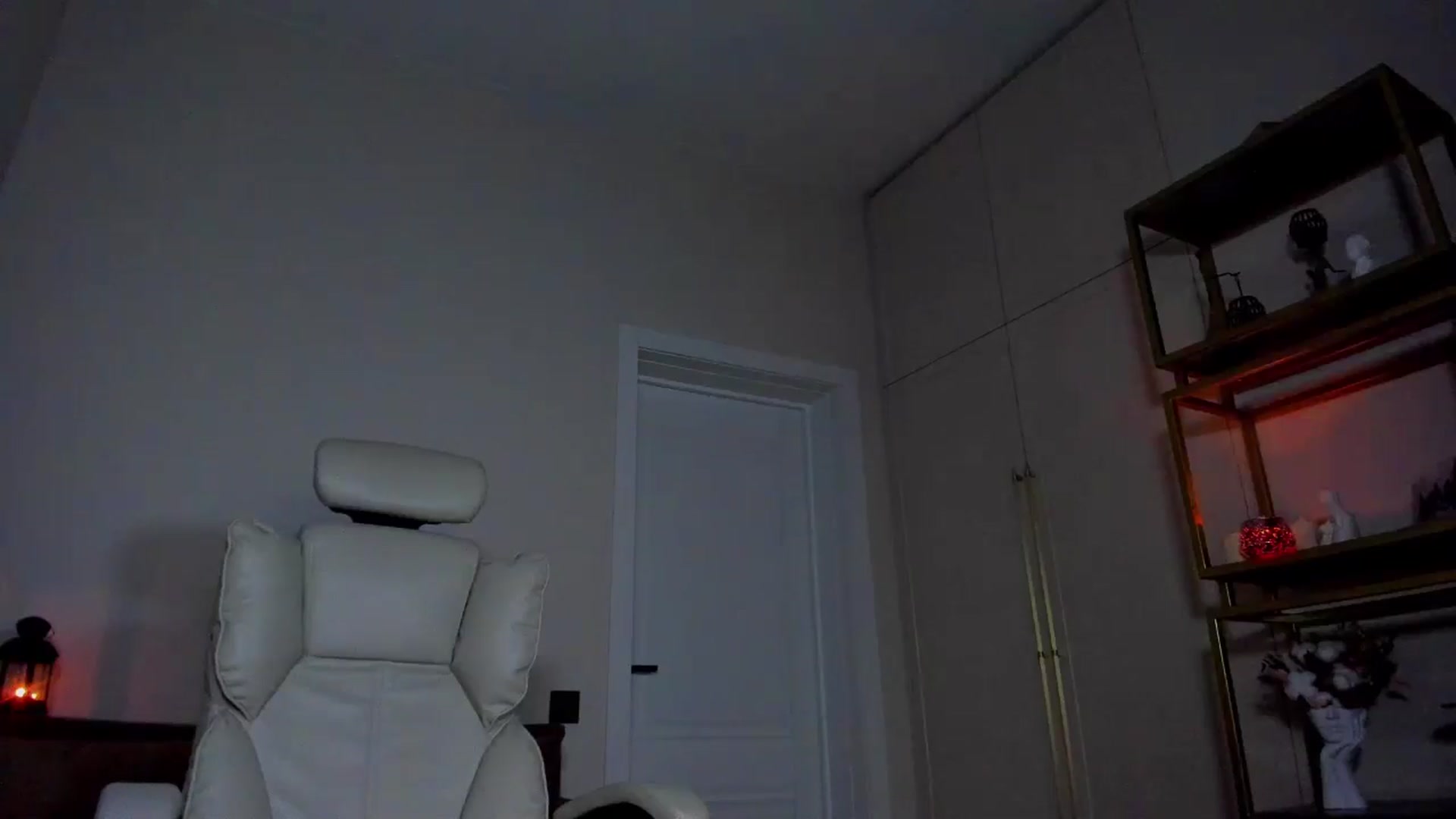 Gallery image thumbnail from UniiqueMilana's myfreecams stream on, 11/07/2024, 15:03 image 5 of 20