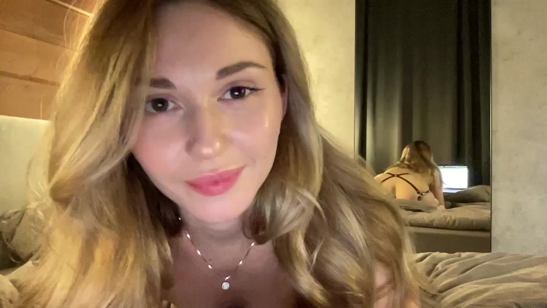 Gallery image thumbnail from UniiqueMilana's myfreecams stream on, 01/13/2025, 16:27 image 19 of 20