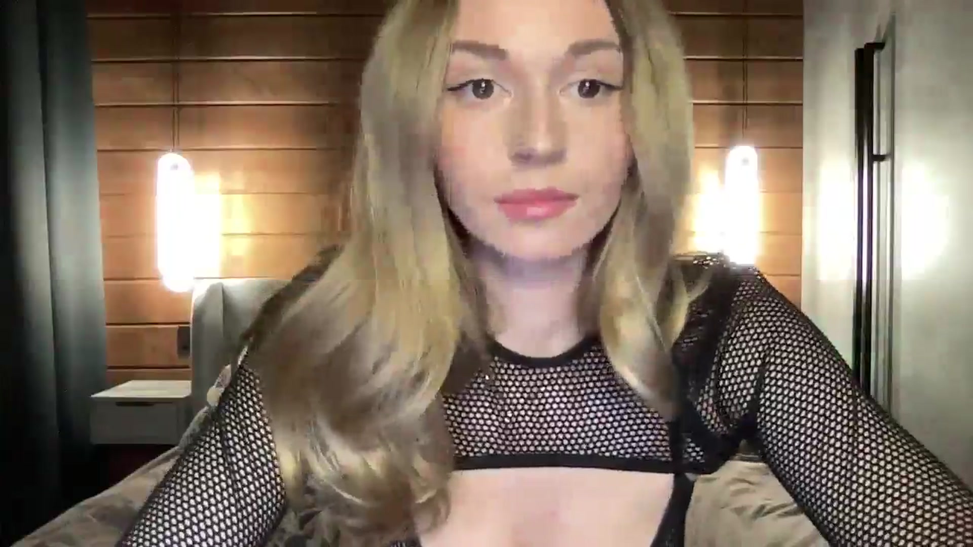 Gallery image thumbnail from UniiqueMilana's myfreecams stream on, 01/20/2025, 15:06 image 16 of 20