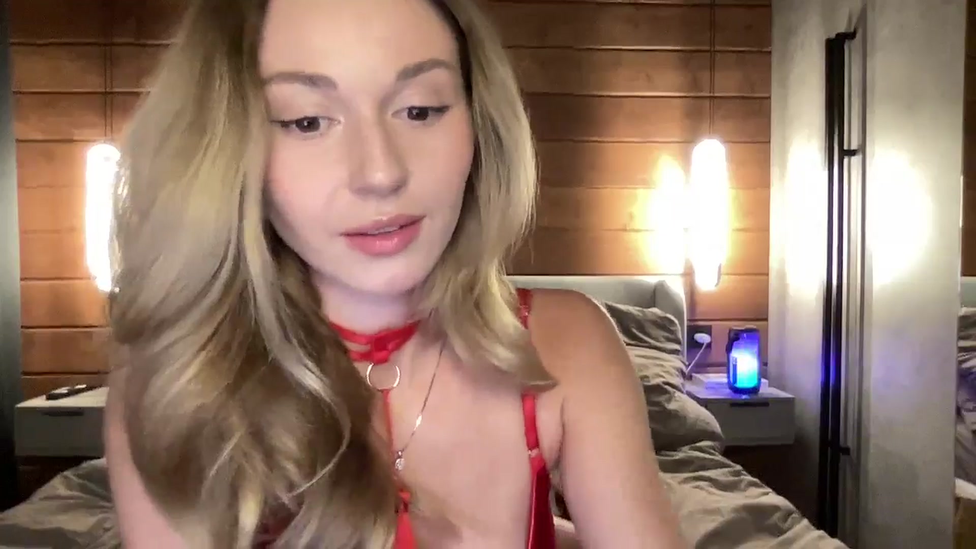 Gallery image thumbnail from UniiqueMilana's myfreecams stream on, 03/09/2025, 18:19 image 6 of 20