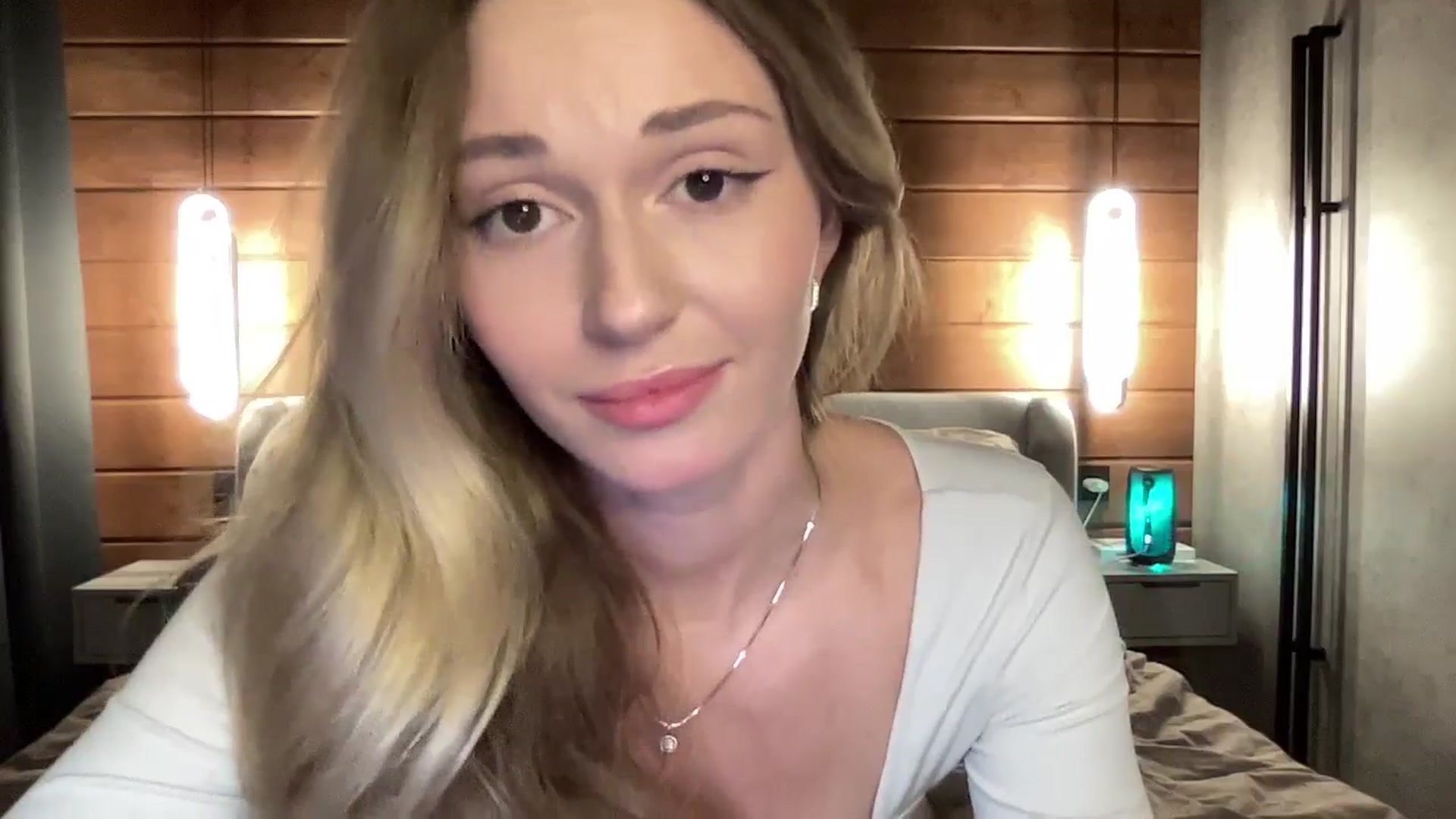 Gallery image thumbnail from UniiqueMilana's myfreecams stream on, 03/15/2025, 19:22 image 6 of 20