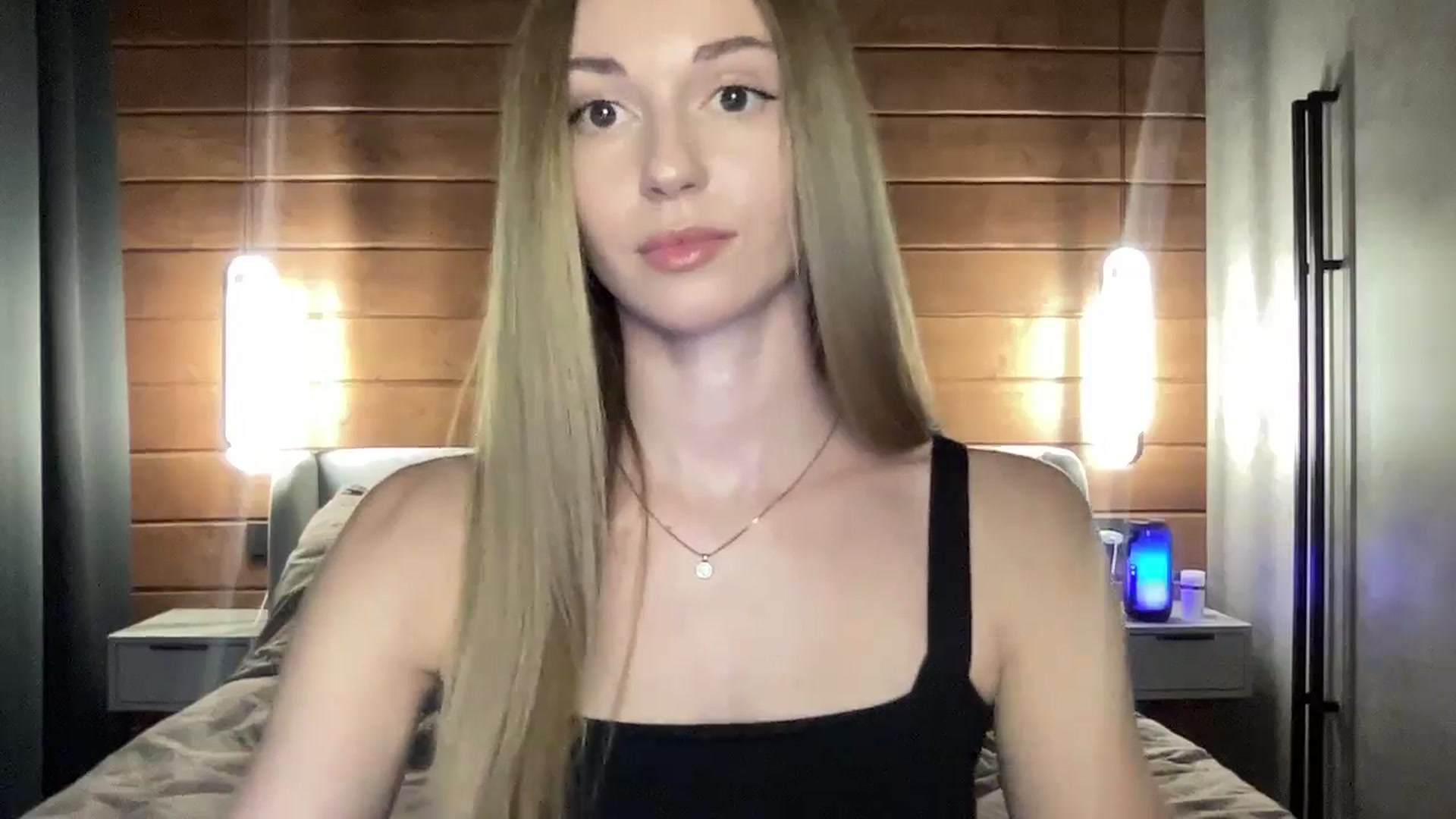 Gallery image thumbnail from UniiqueMilana's myfreecams stream on, 06/11/2025, 15:26 image 2 of 20