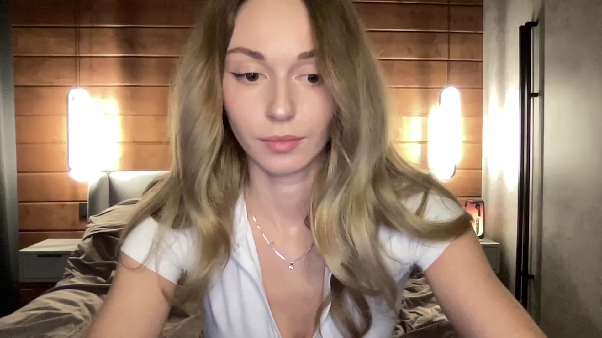 Gallery image thumbnail from UniiqueMilana's myfreecams stream on, 06/30/2025, 18:10 image 19 of 20