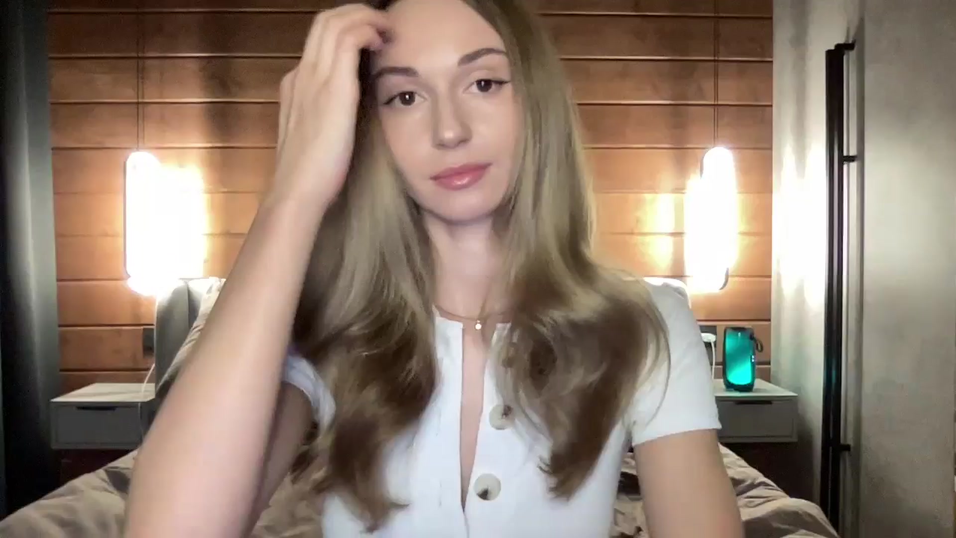 Gallery image thumbnail from UniiqueMilana's myfreecams stream on, 07/01/2025, 17:58 image 1 of 20
