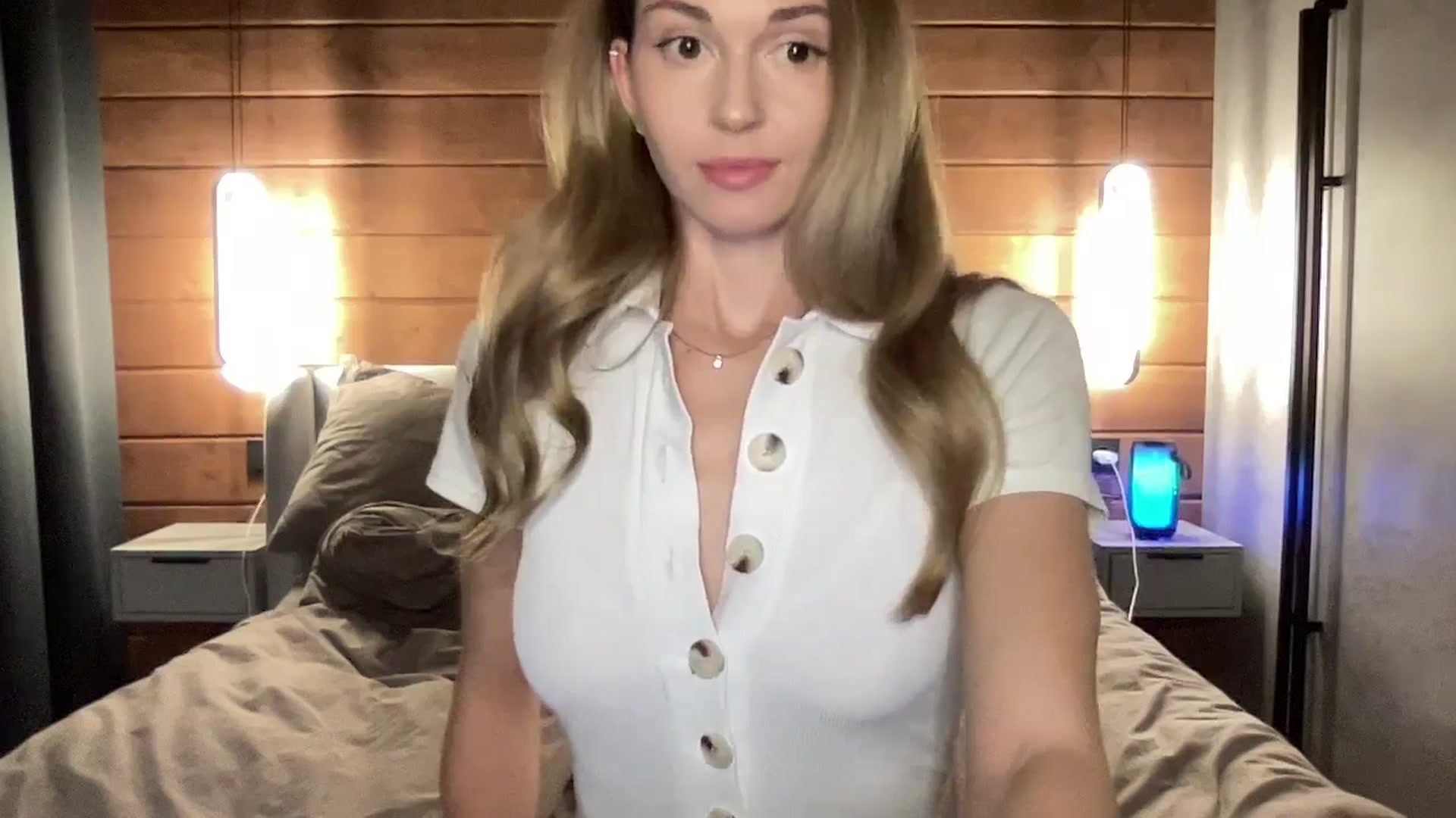 Gallery image thumbnail from UniiqueMilana's myfreecams stream on, 07/01/2025, 17:58 image 9 of 20