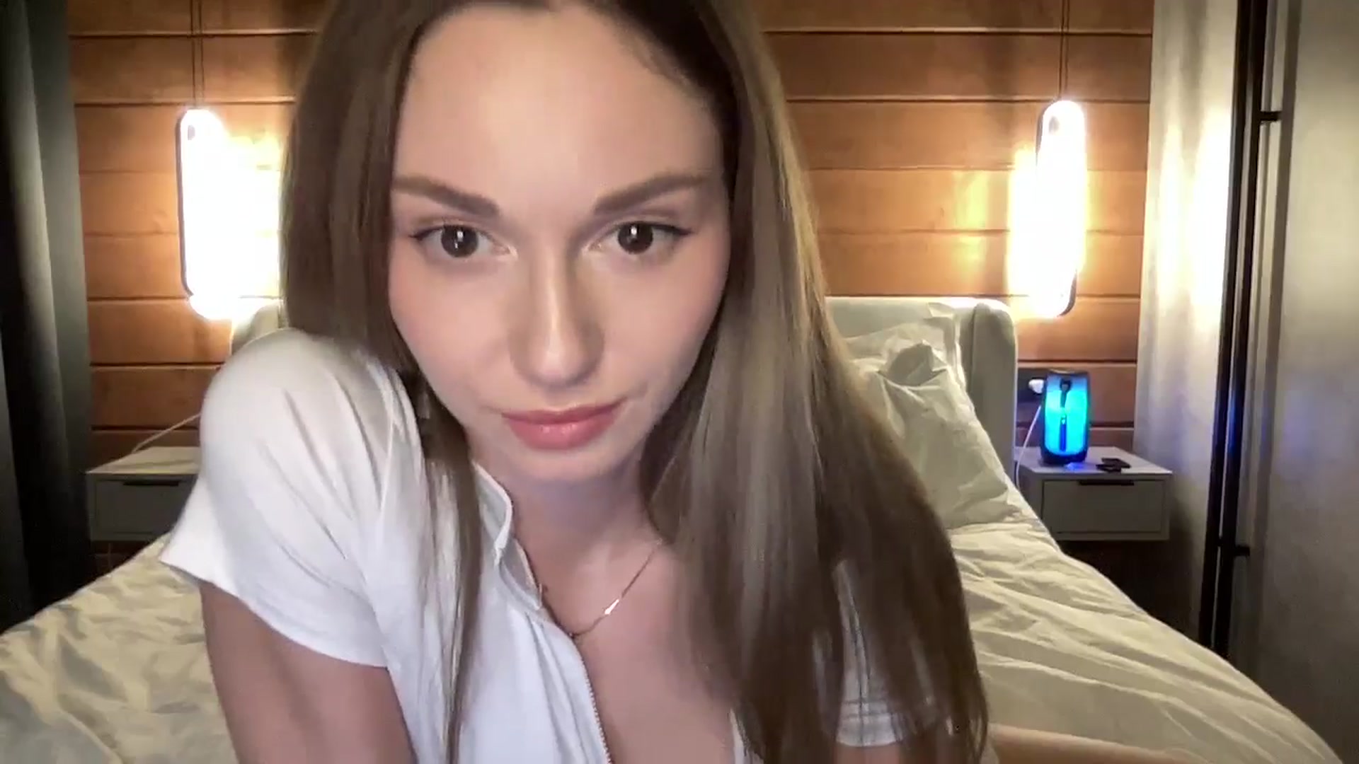 Gallery image thumbnail from UniiqueMilana's myfreecams stream on, 07/15/2025, 18:34 image 9 of 20