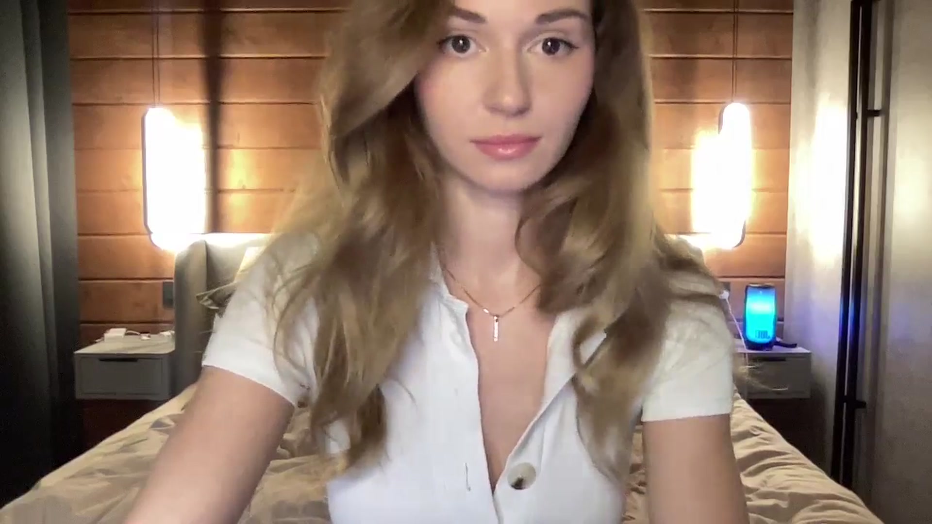 Gallery image thumbnail from UniiqueMilana's myfreecams stream on, 08/31/2025, 16:08 image 2 of 20