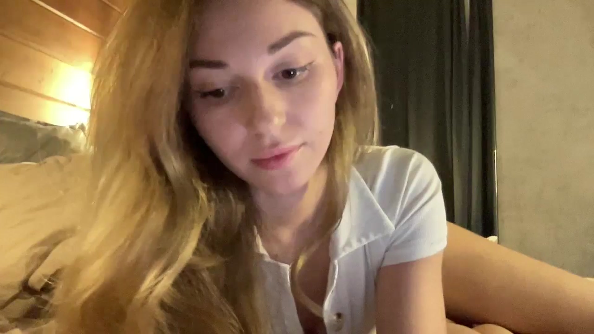 Gallery image thumbnail from UniiqueMilana's myfreecams stream on, 08/31/2025, 17:10 image 16 of 20