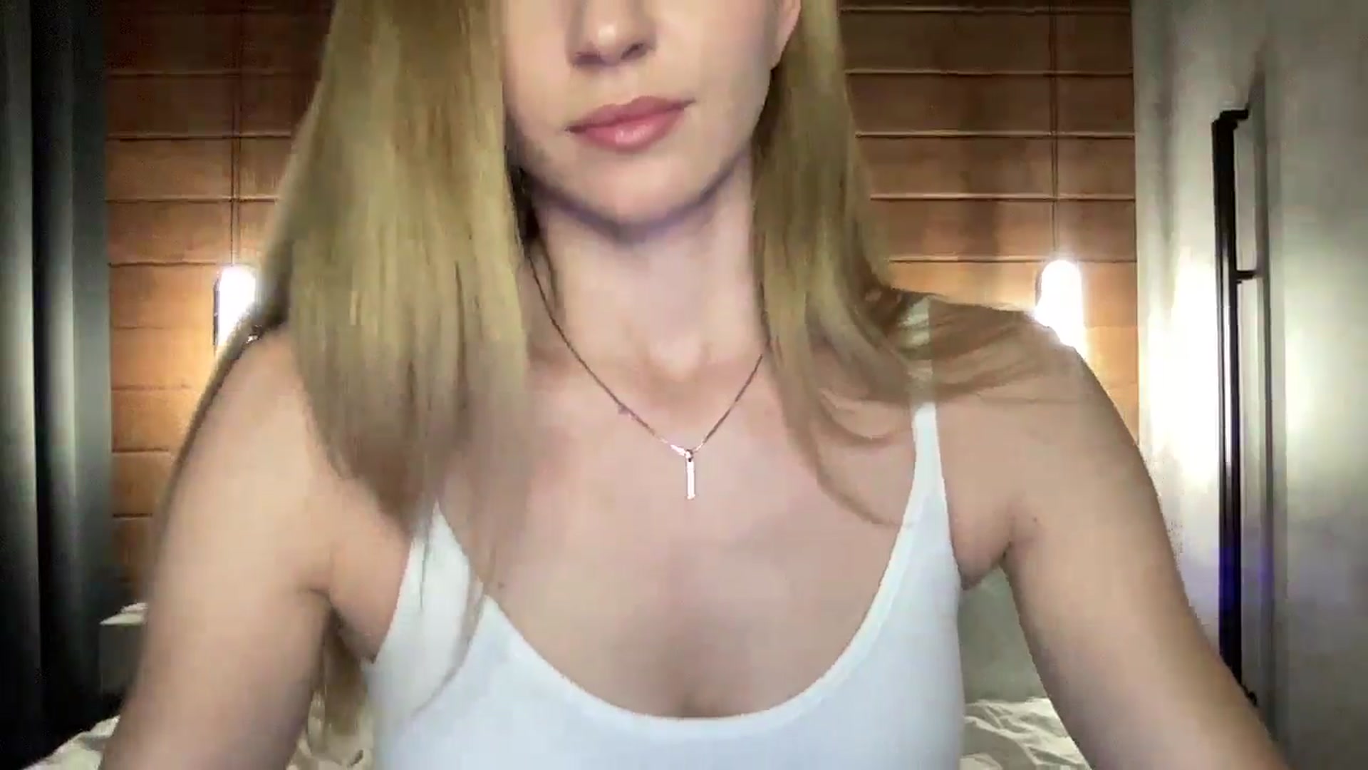 Gallery image thumbnail from UniiqueMilana's myfreecams stream on, 09/10/2025, 15:05 image 5 of 20