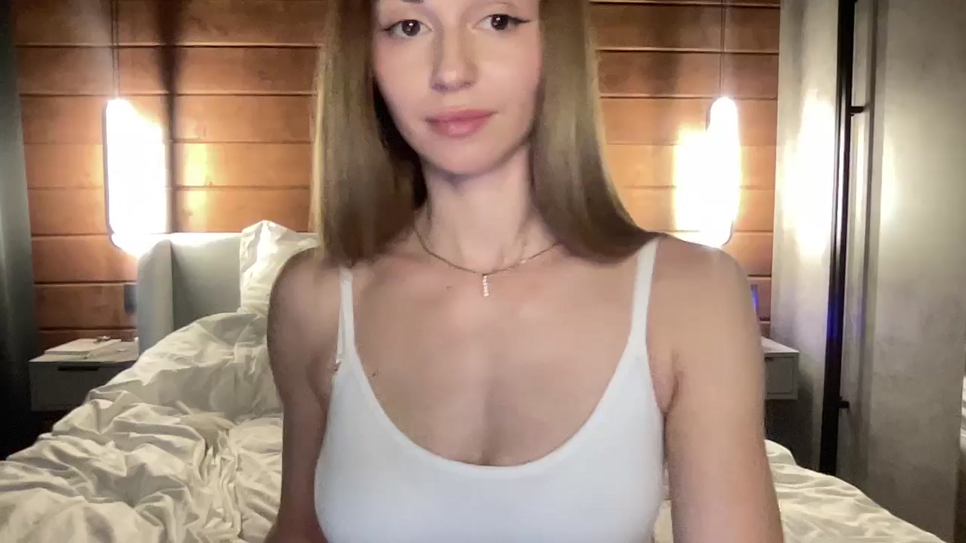 Gallery image thumbnail from UniiqueMilana's myfreecams stream on, 09/10/2025, 16:12 image 1 of 20